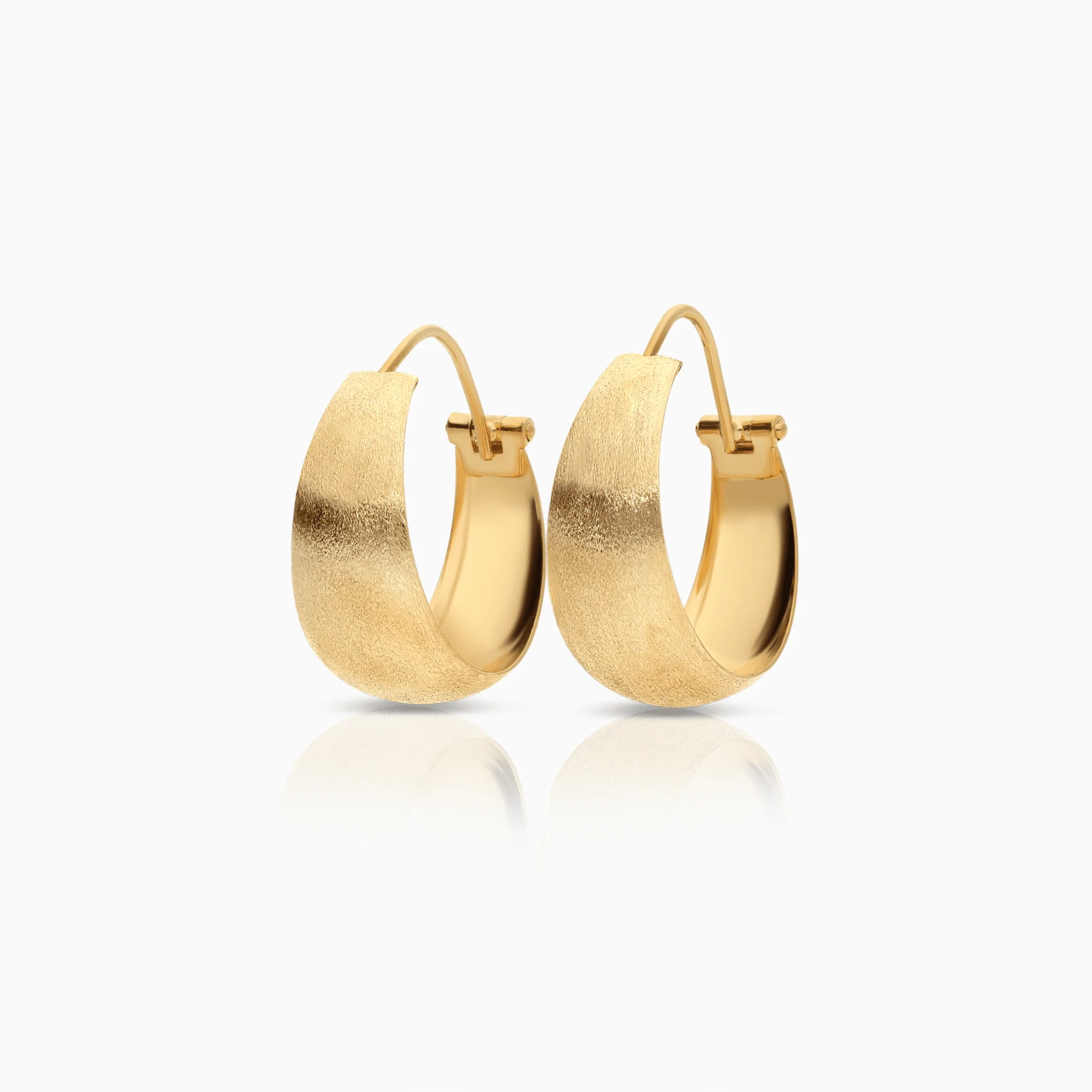 Gold hoop earrings 3.67g 18K gold