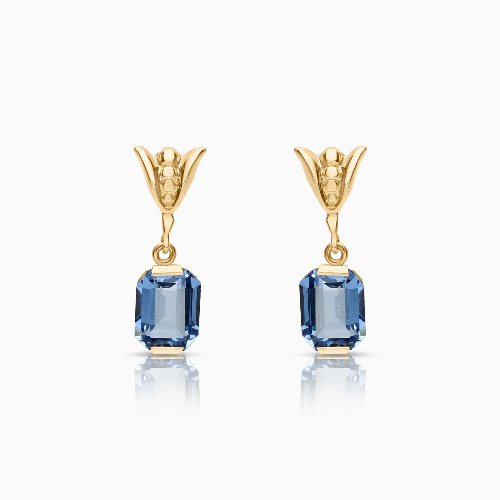 Gold earrings with spinel 2.28g 18K gold