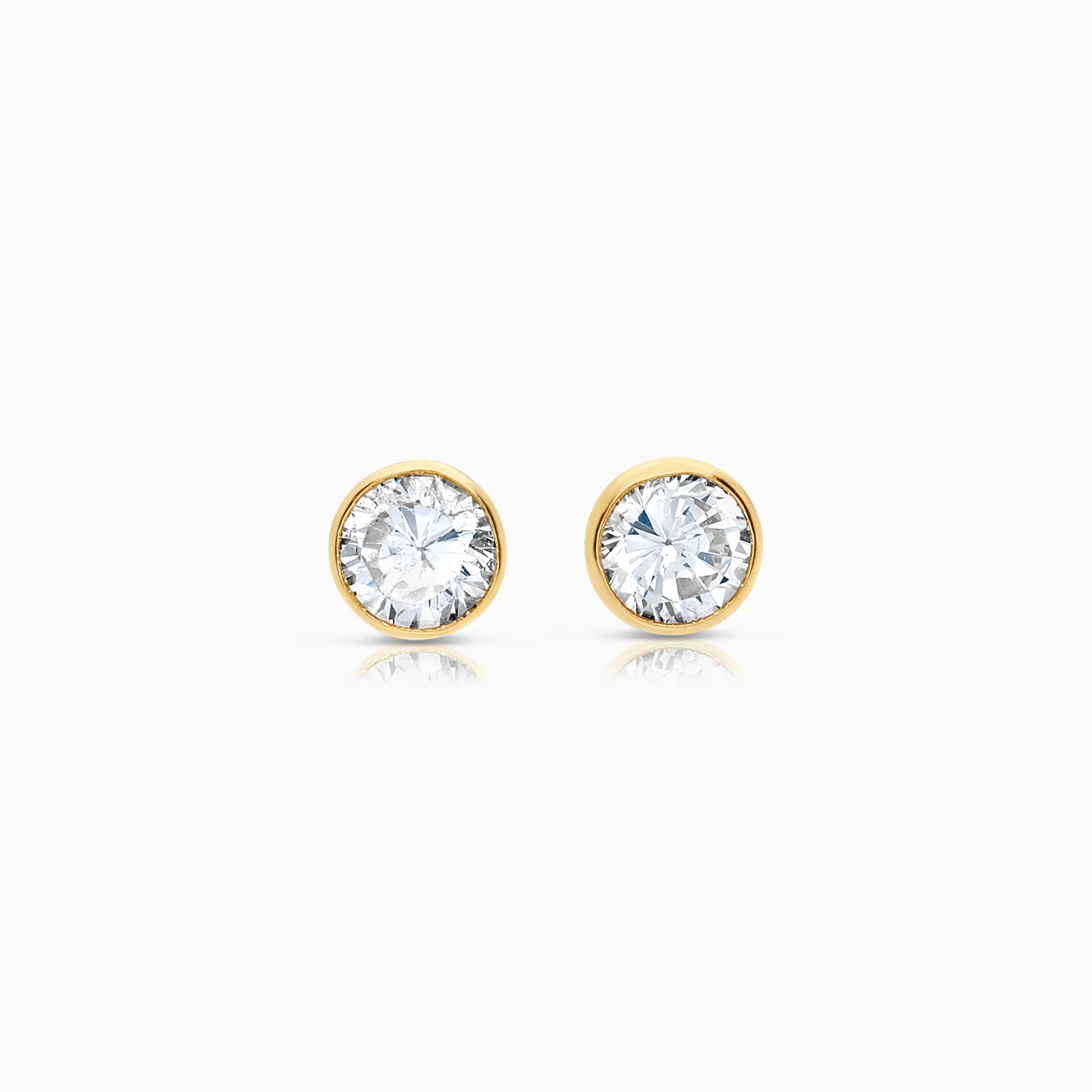 Gold earrings with white cubic 0.62g 18K gold
