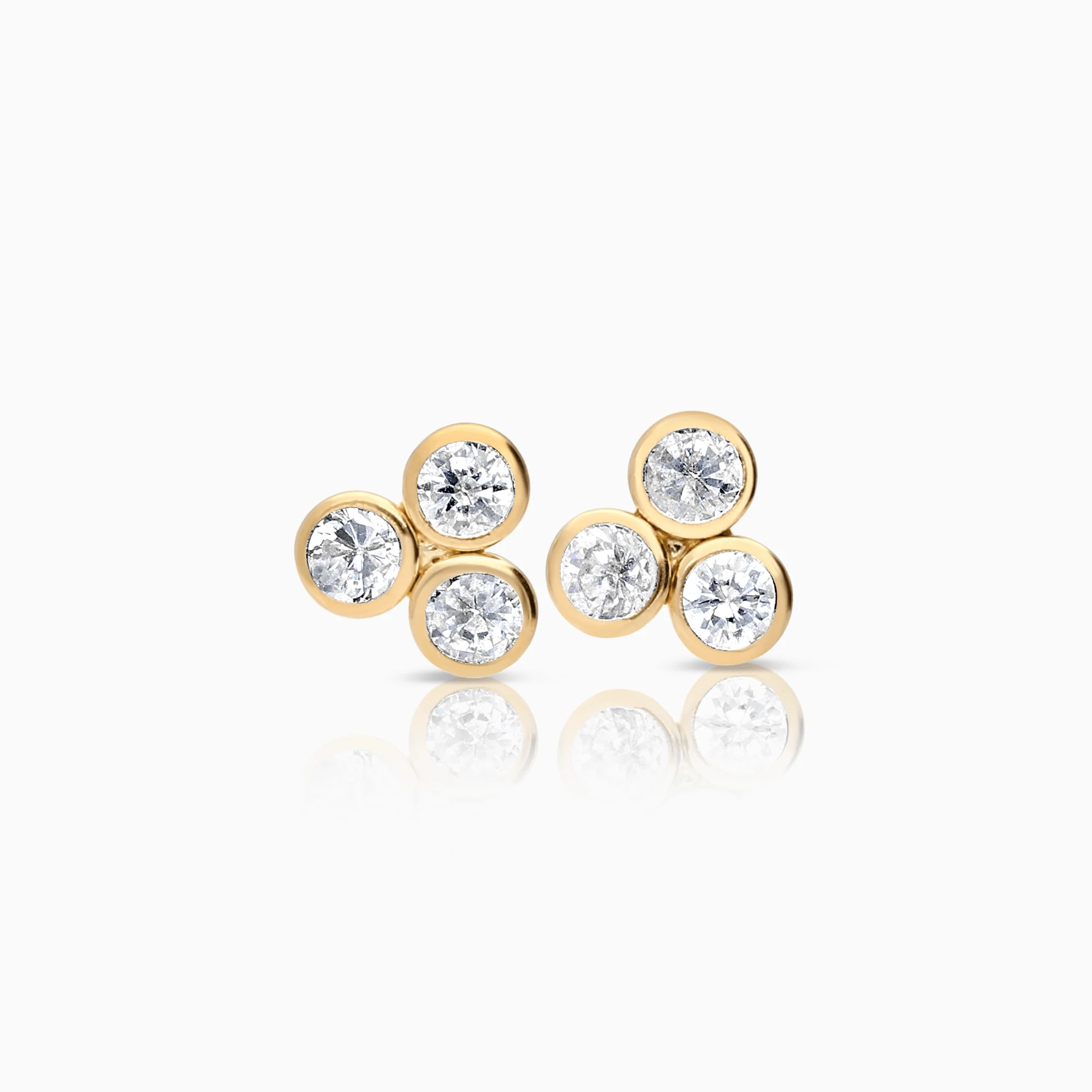 Gold earrings with white stones 0.60g 18K