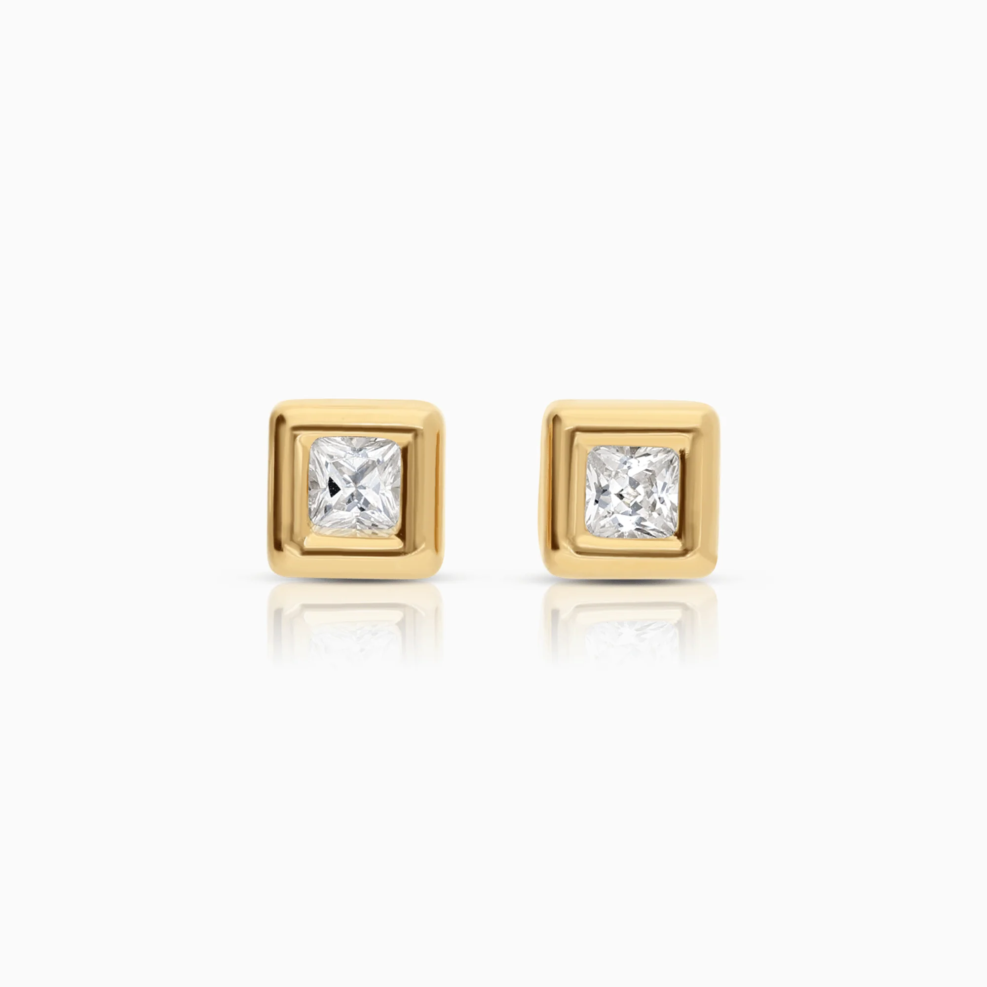 Gold earrings with white stones 0.70g 18K gold