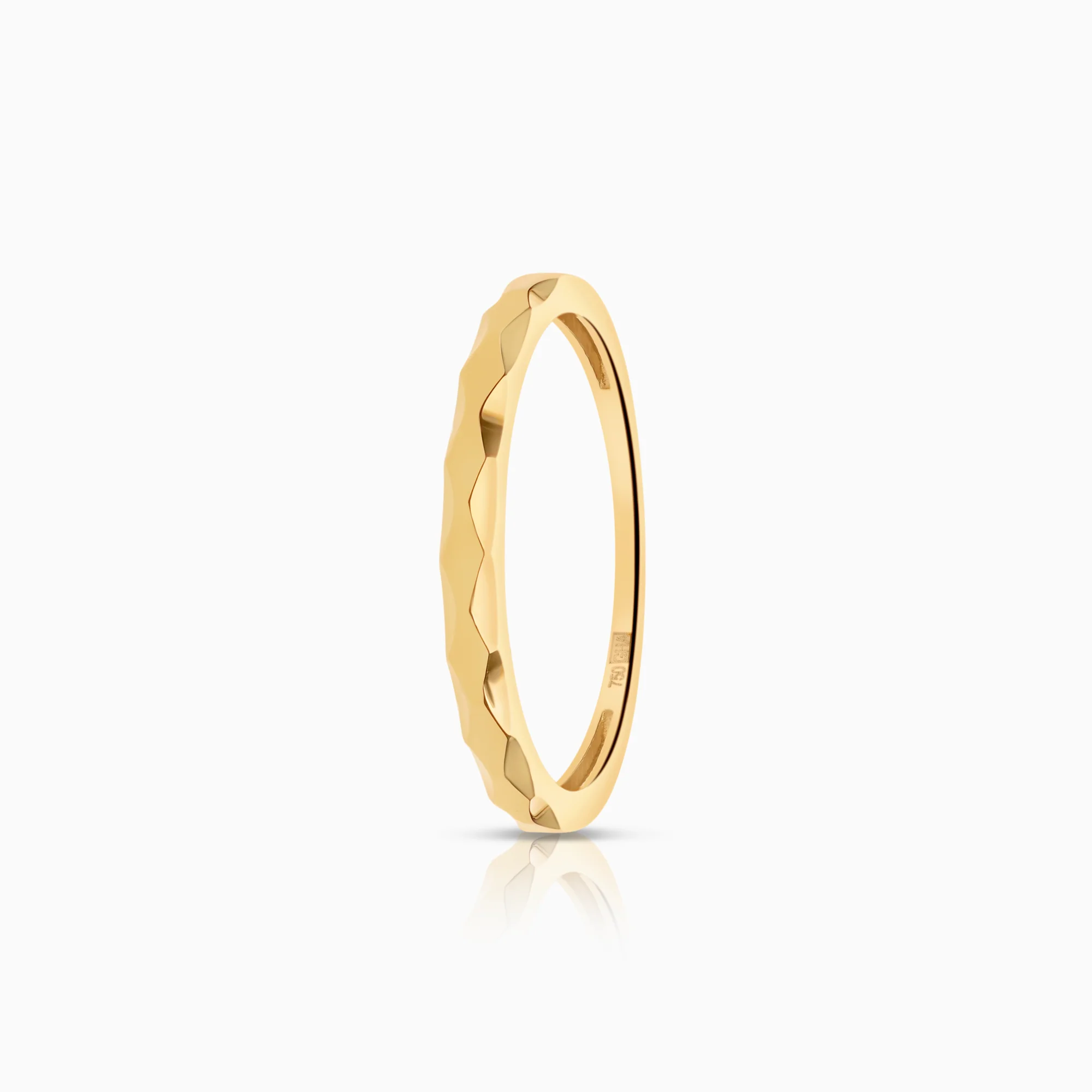 Gold ring 1.31g 18K gold