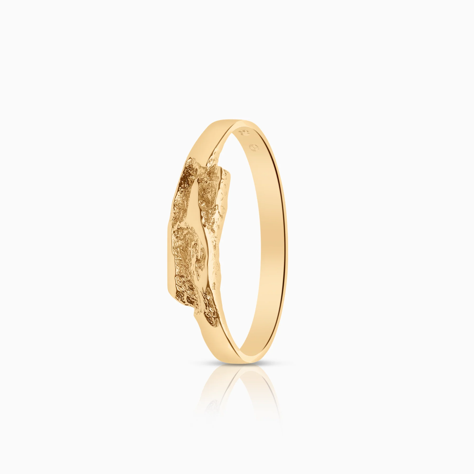 Gold ring 1.53g 18K gold