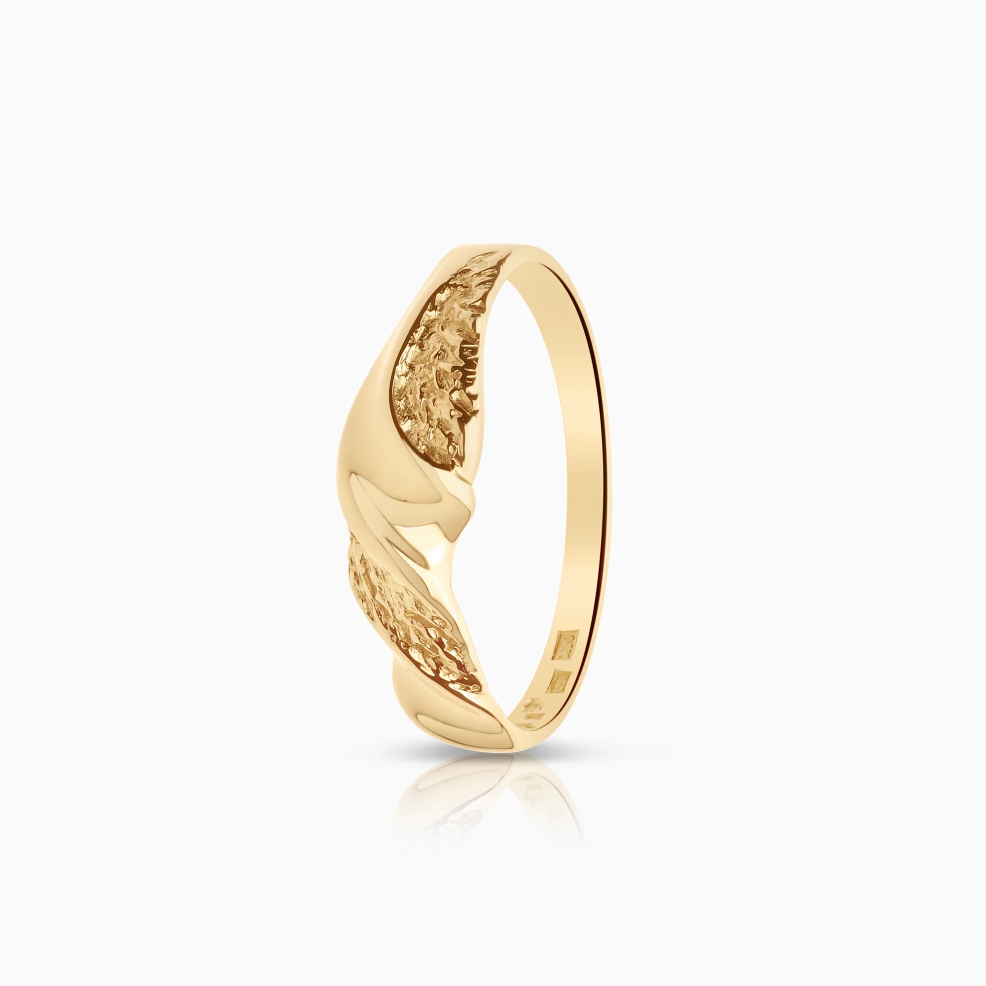 Gold ring 2.17g 18K gold