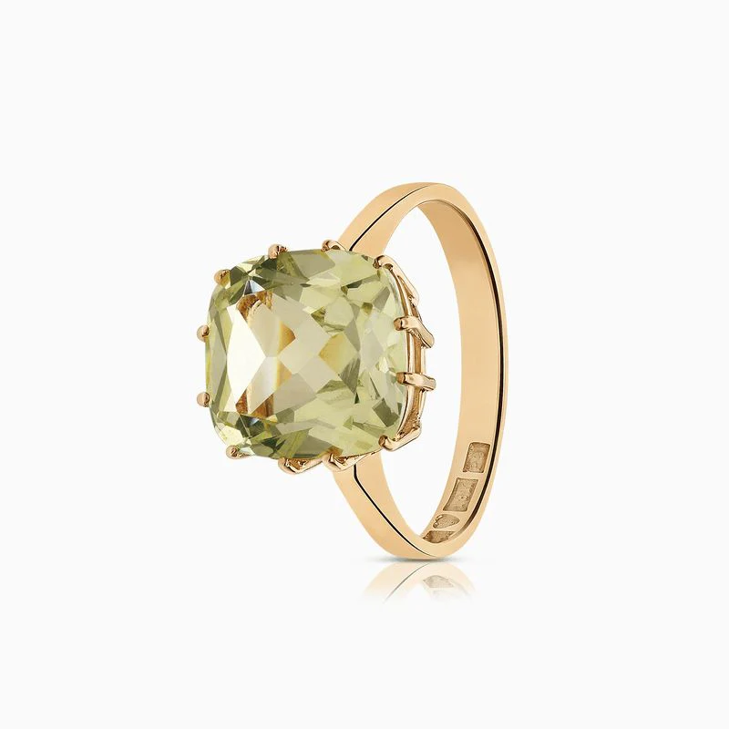 Gold ring with a yellow/green cubic 4.30g 18K gold