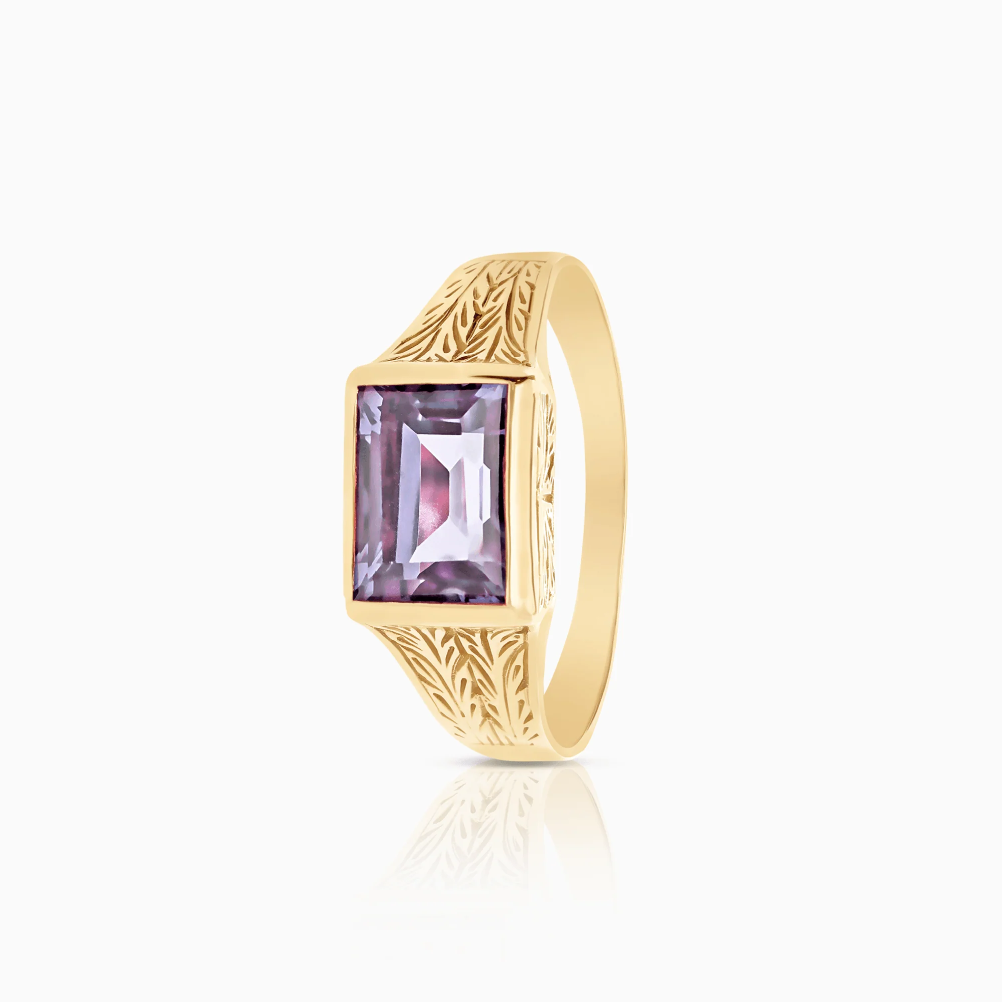 Gold ring with a purple amethyst 2.60g 18K gold