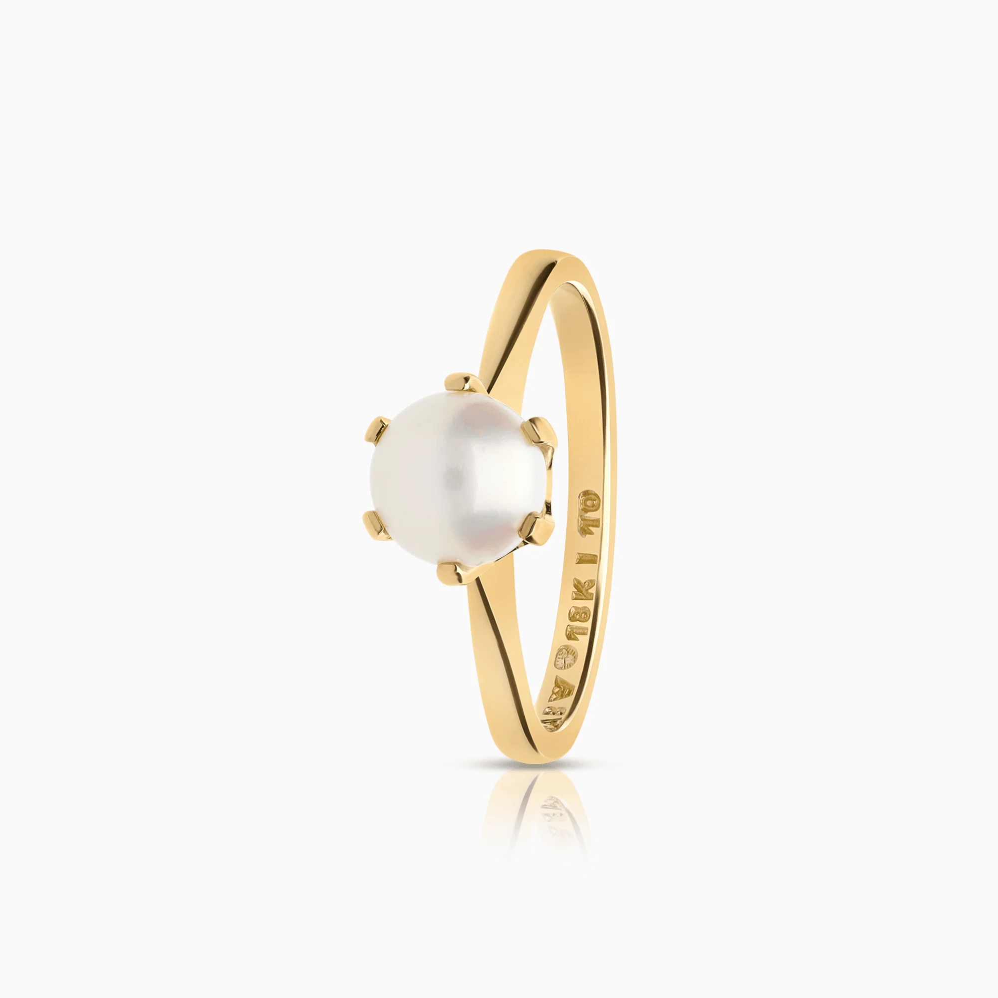 Gold ring with pearl 2.46g 18K gold