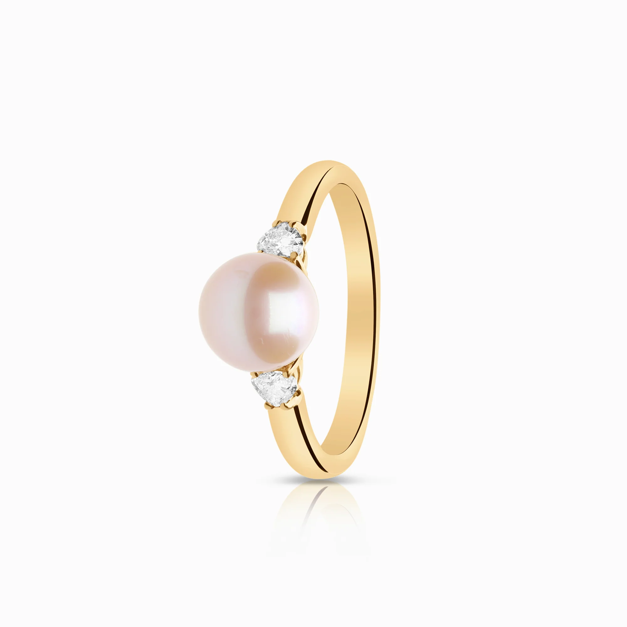 Gold ring with pearl and diamonds 4.00g 18K gold