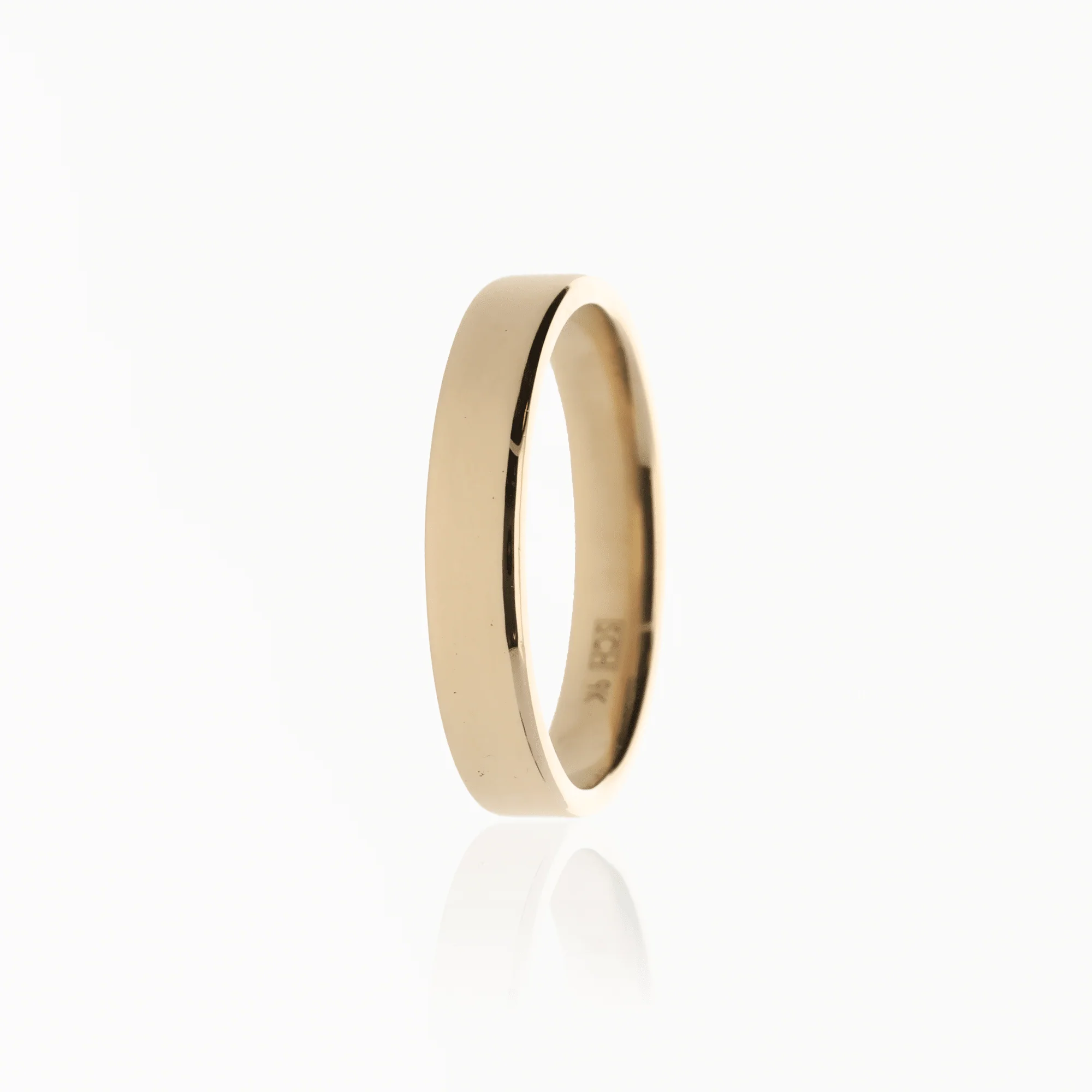 Gold ring plain 3.9g 9K gold