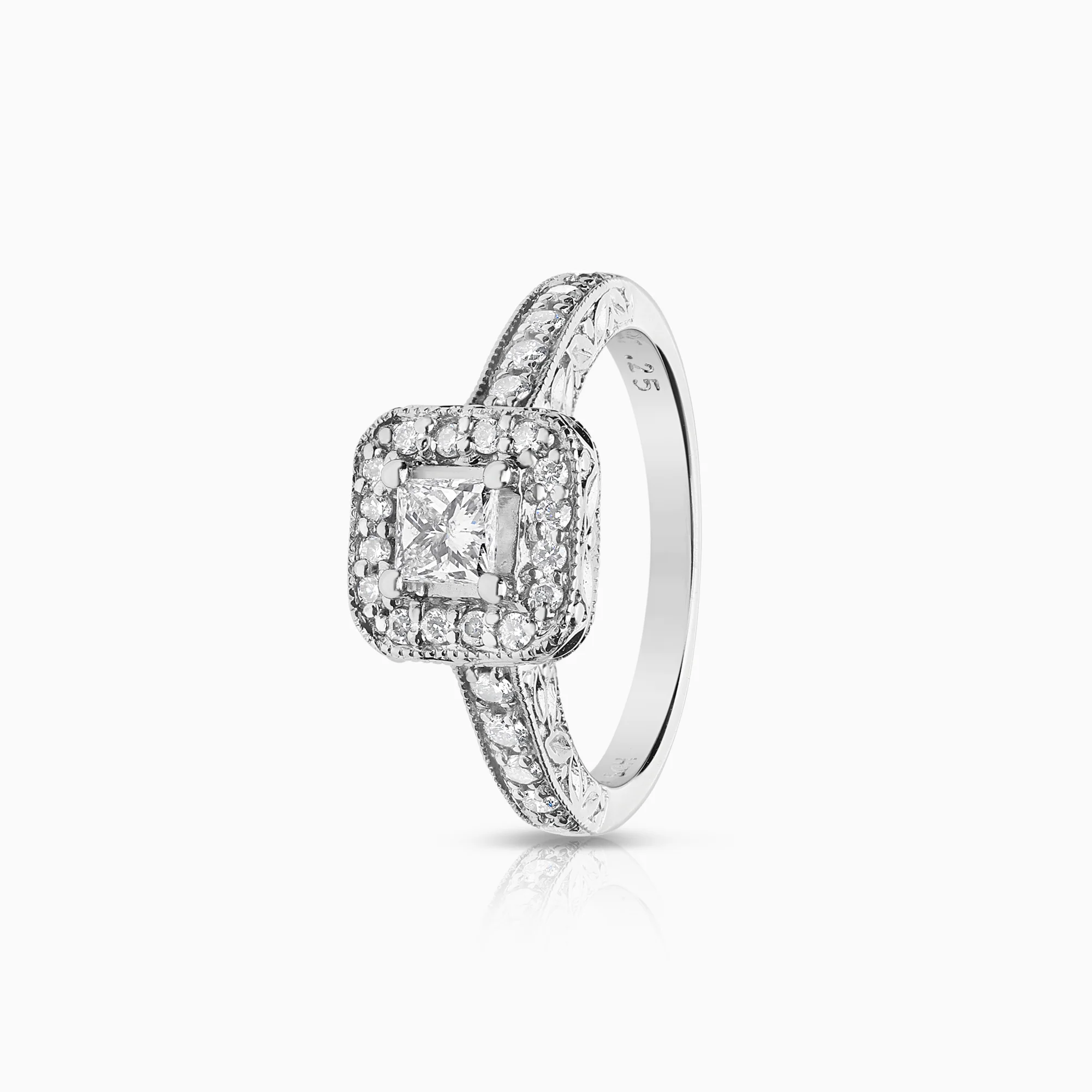 Halo ring 0.50ct 14K white gold