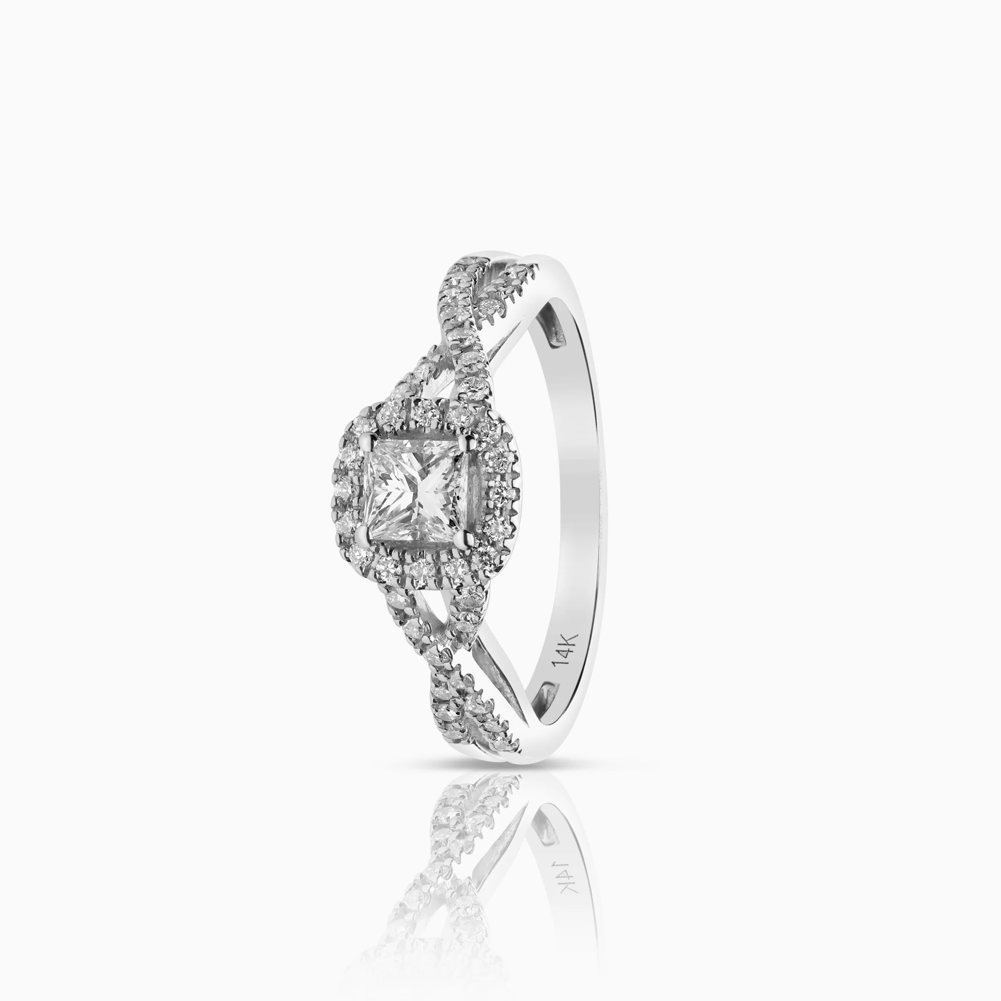 Halo ring 0.54ct 14K white gold