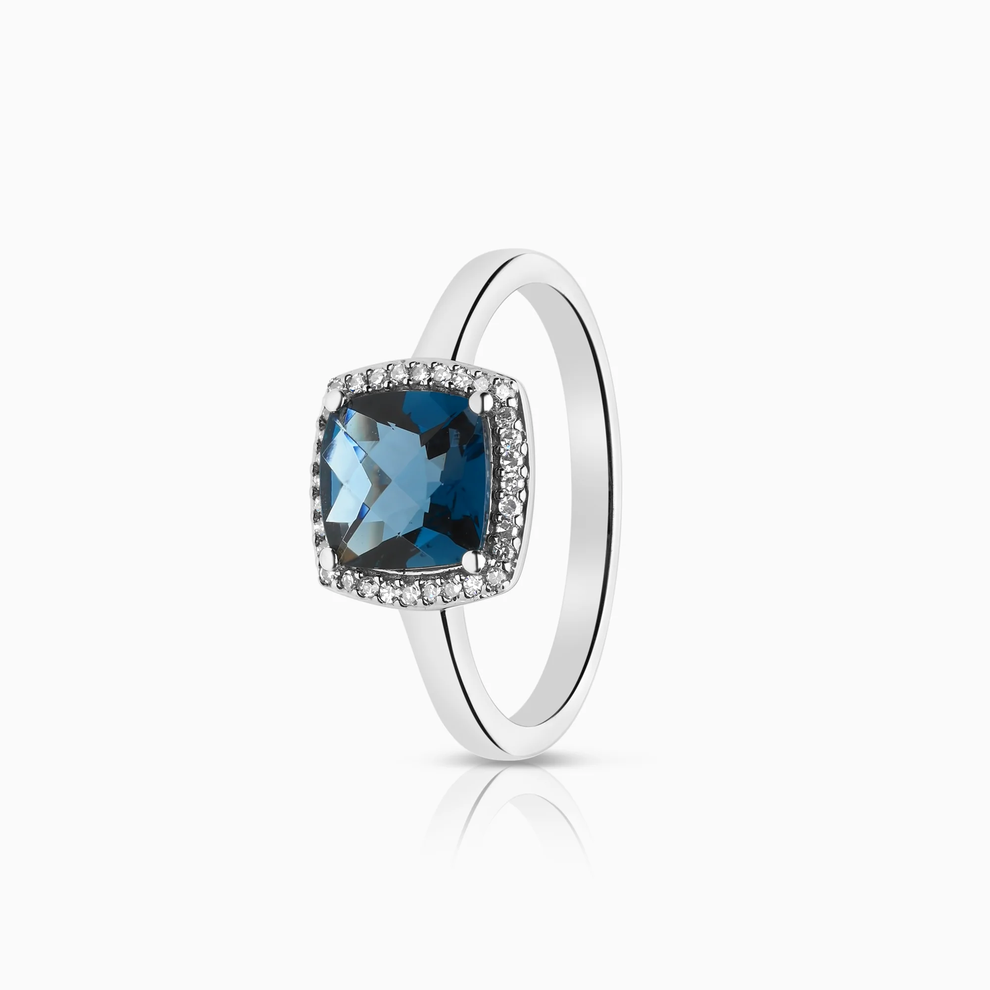 Halo ring 0.09ct 18K white gold