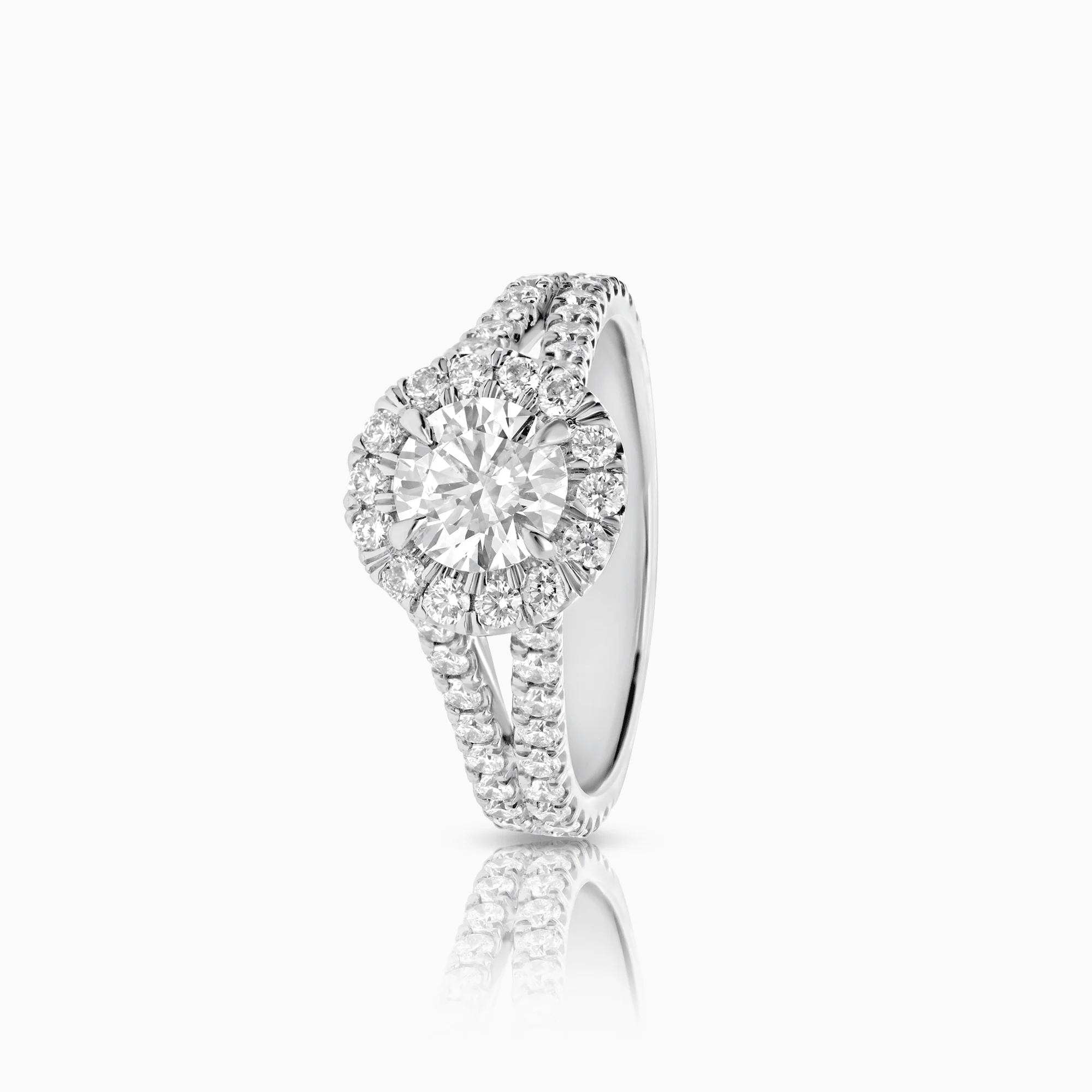 Halo ring with alliance 1.84ct Platinum