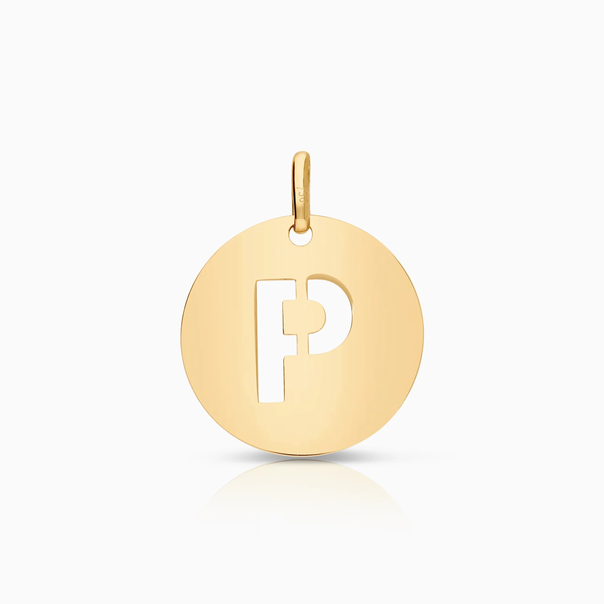 Pendant letter P 0.78g 18K gold