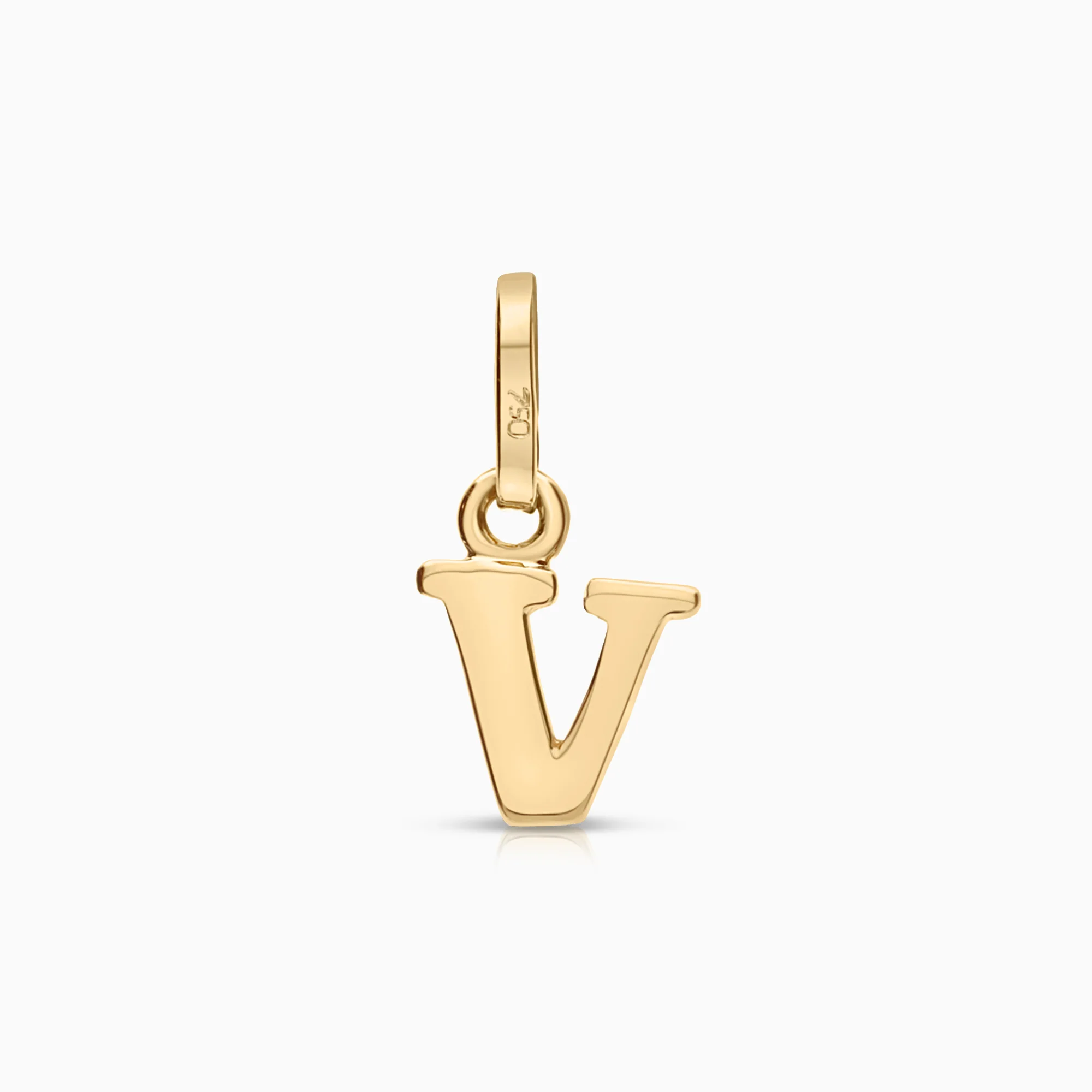 Letter pendant V 0.37g 18K gold