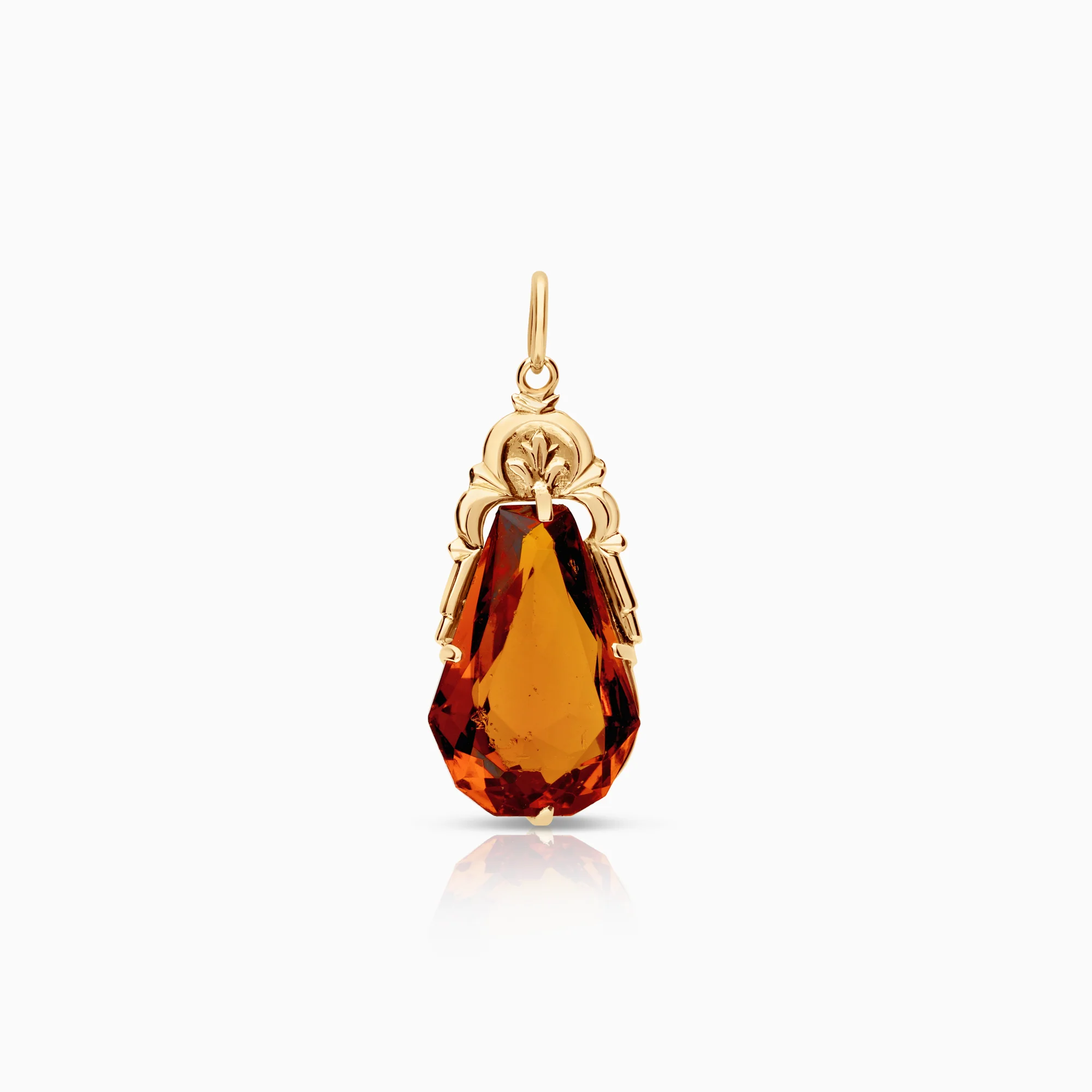 Gold pendant 3.45g 18K gold
