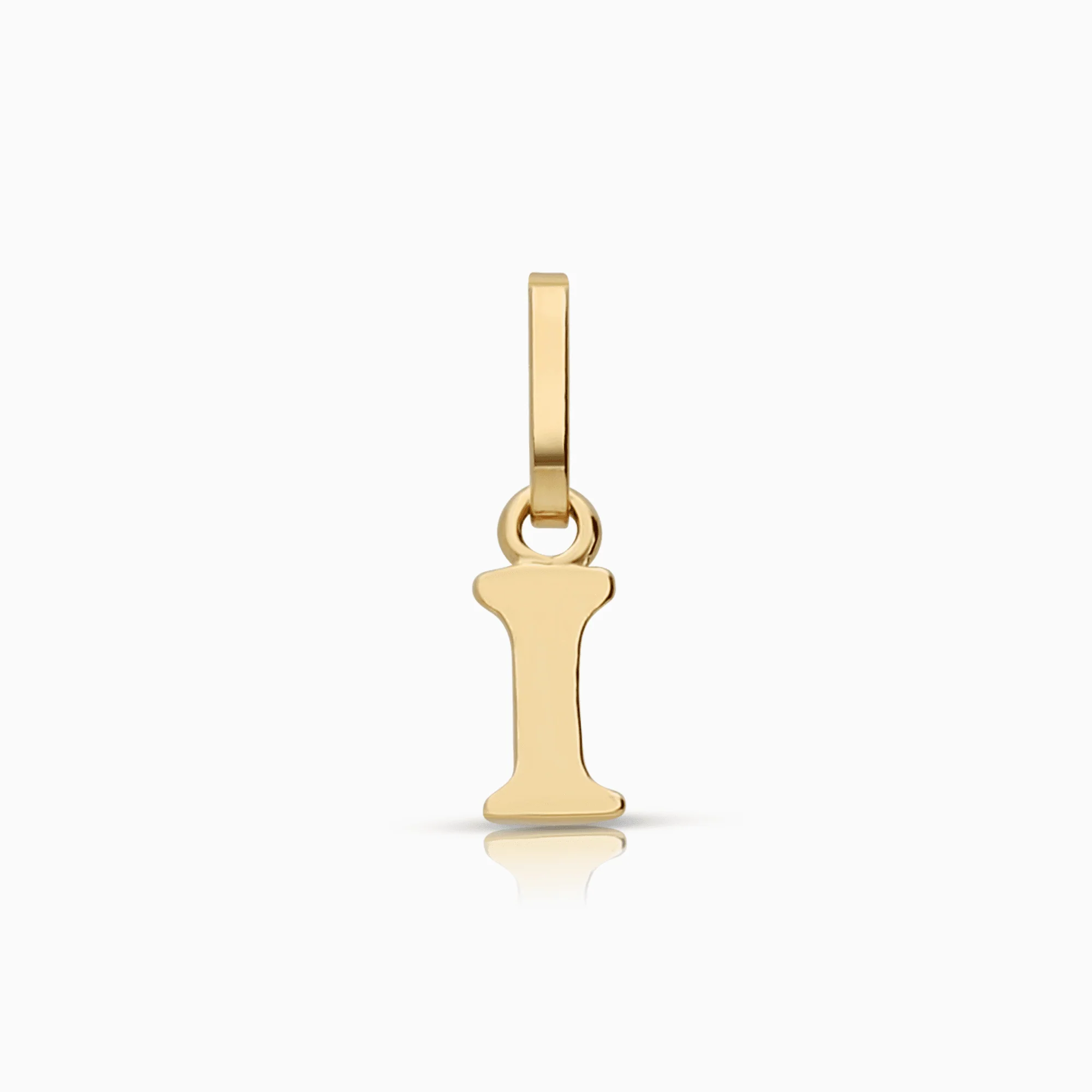 Pendant letter 0.23g 18K gold