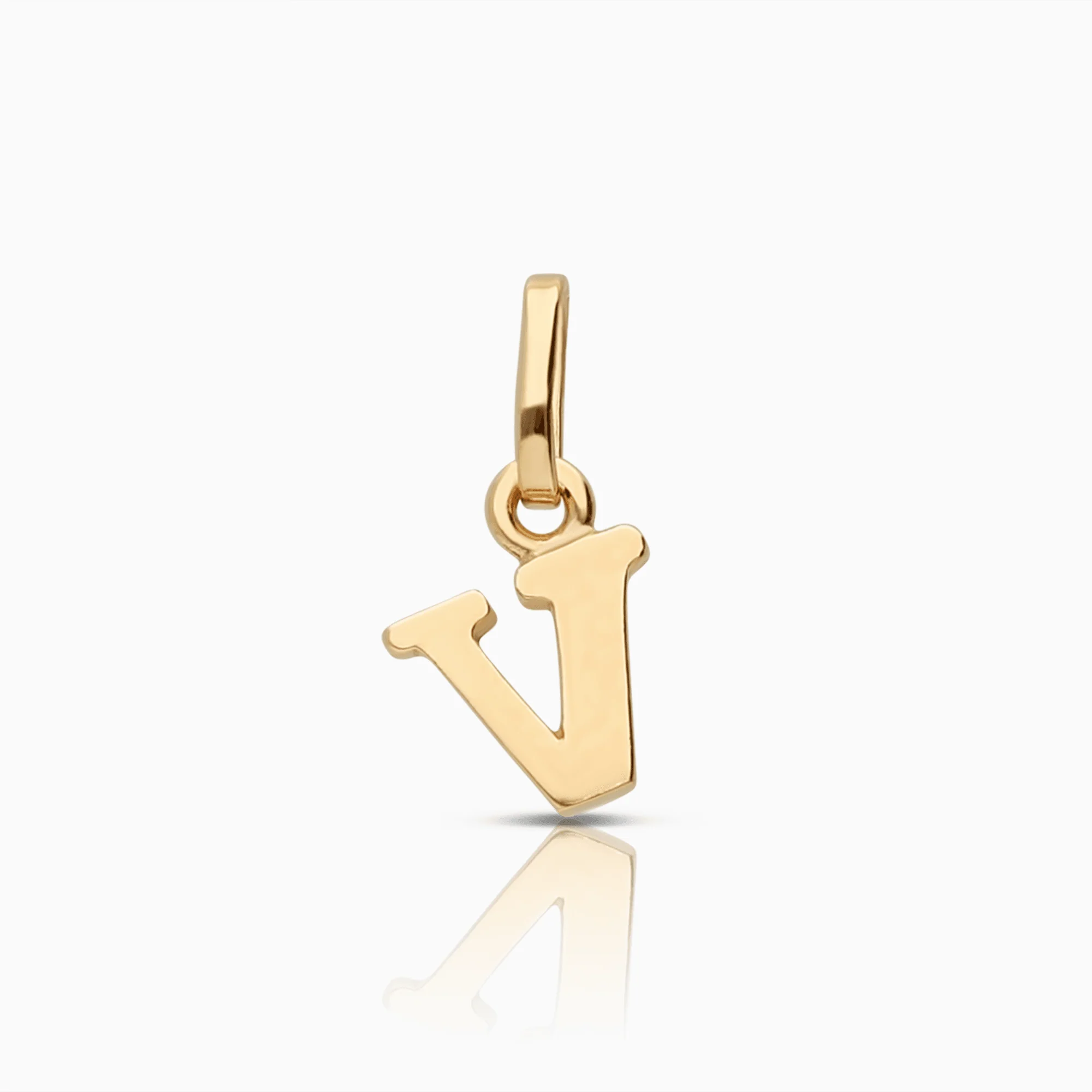 Letter pendant 0.40g 18K gold