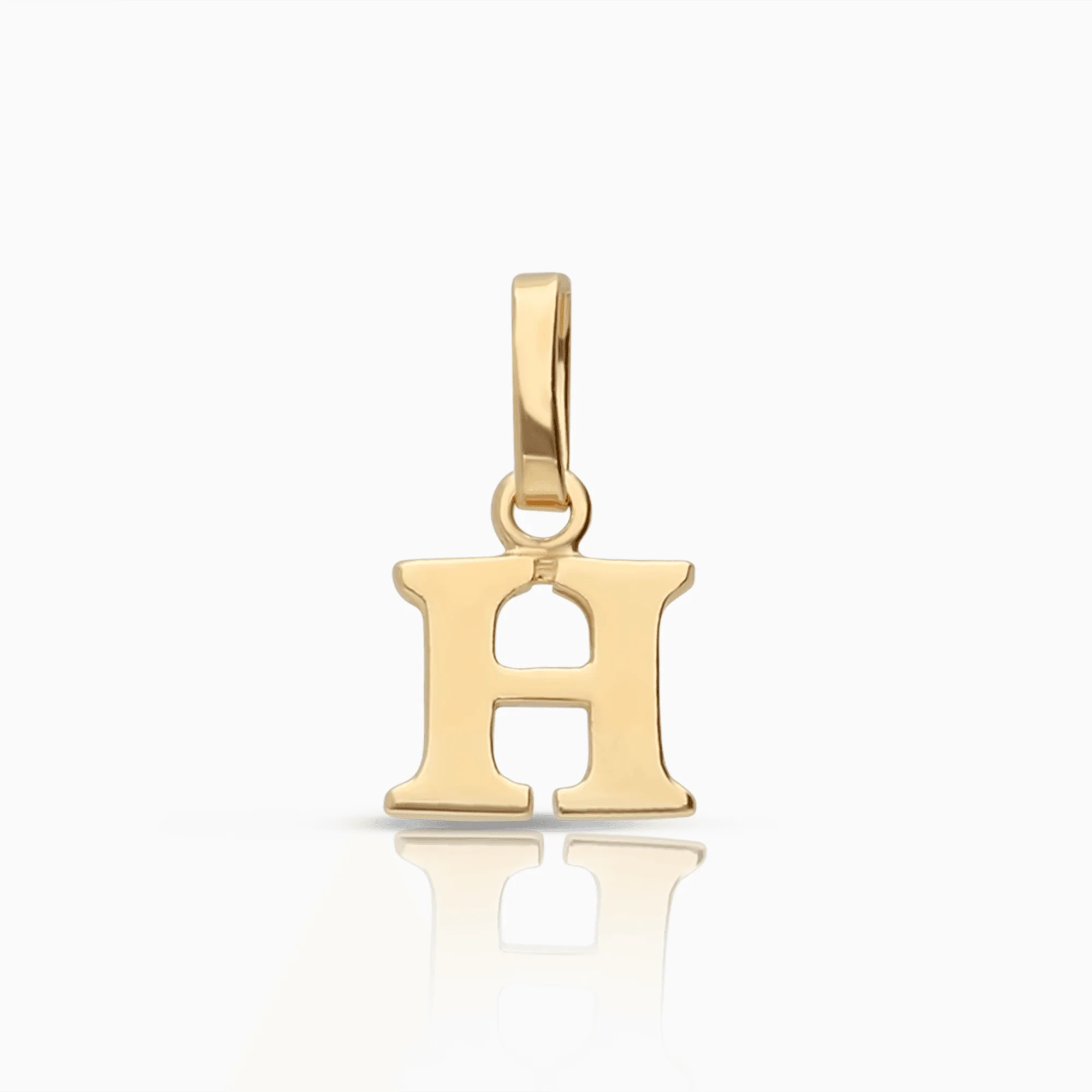 Pendant letter 0.42g 18K gold