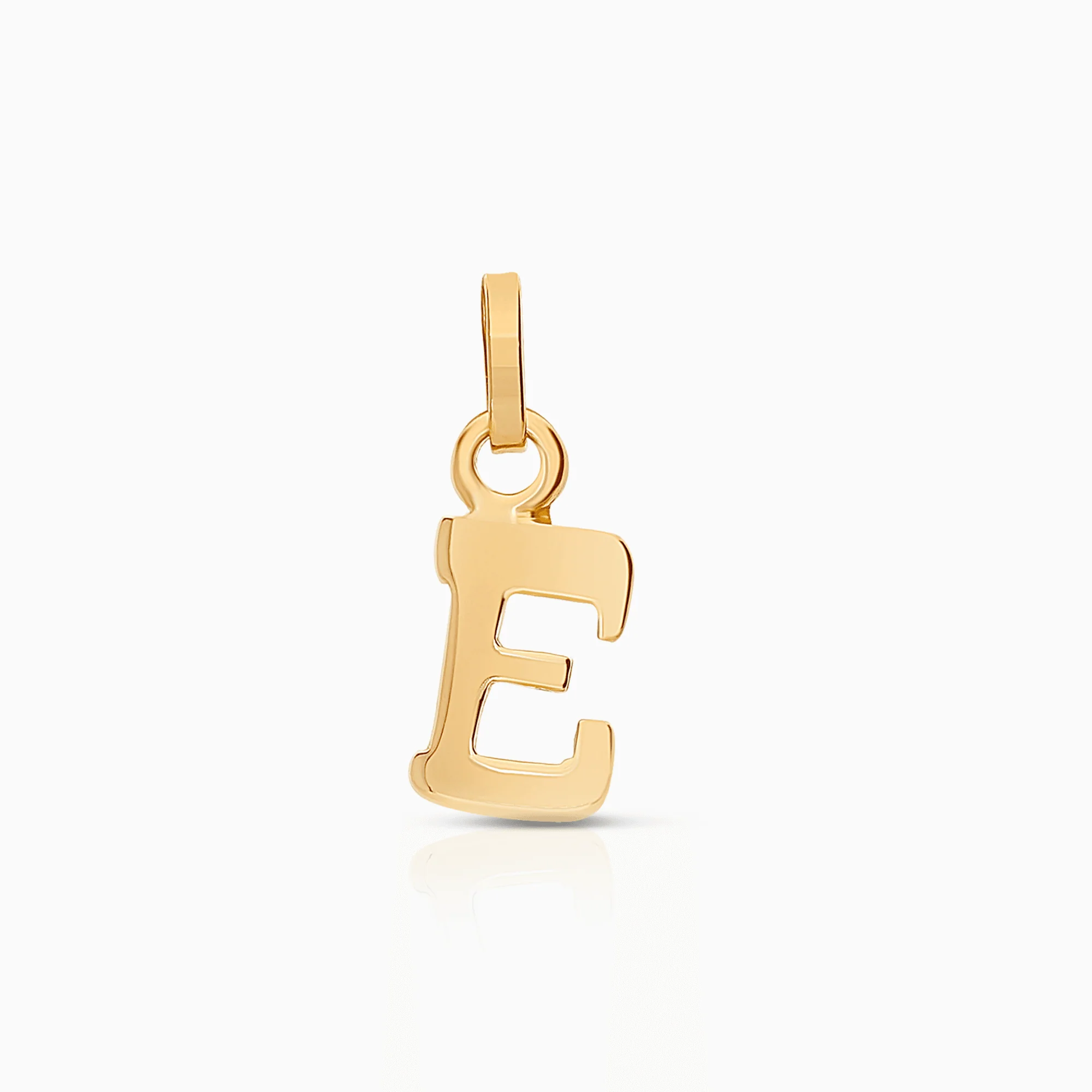 Pendant letter 0.75g 18K gold