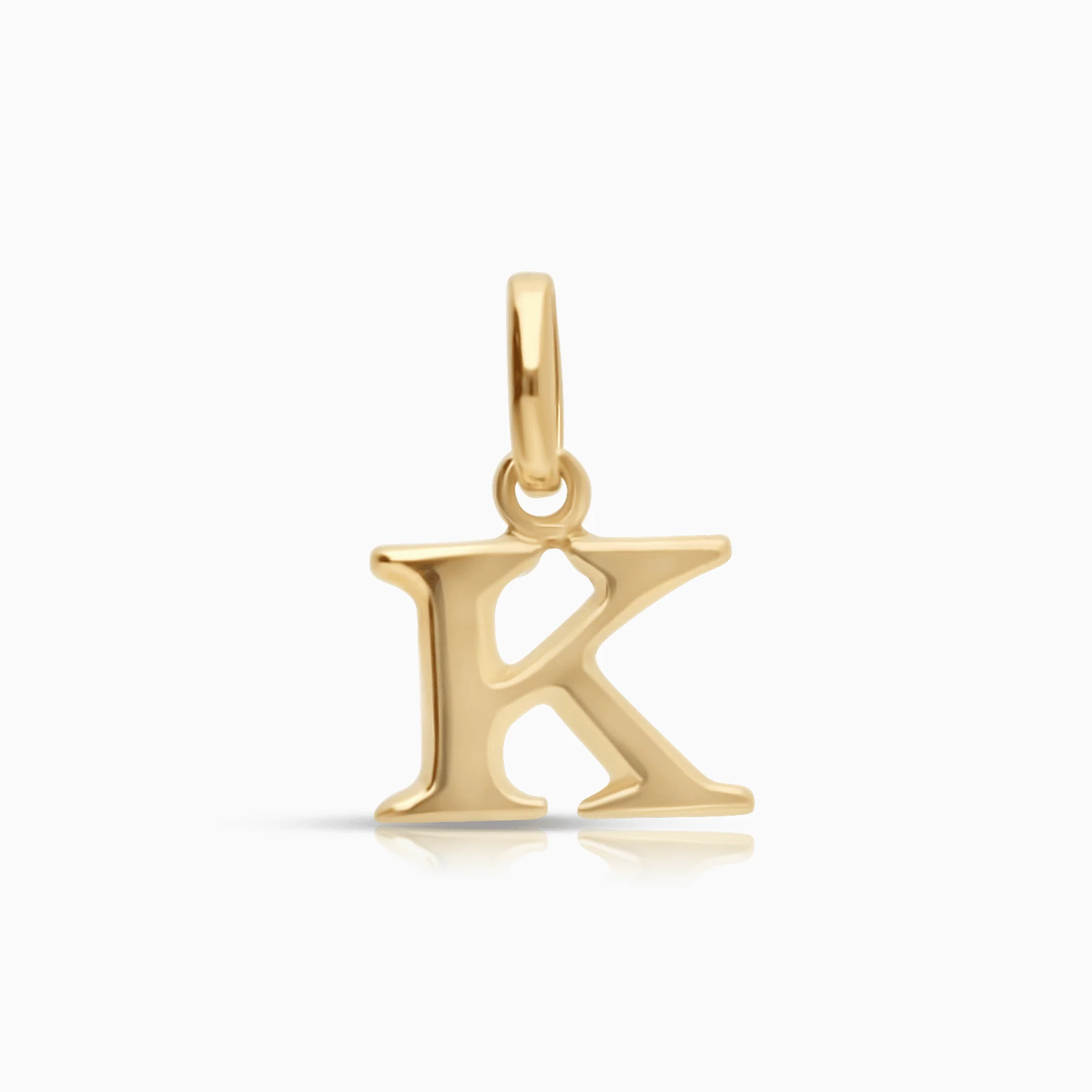 Pendant letter 0.80g 18K gold