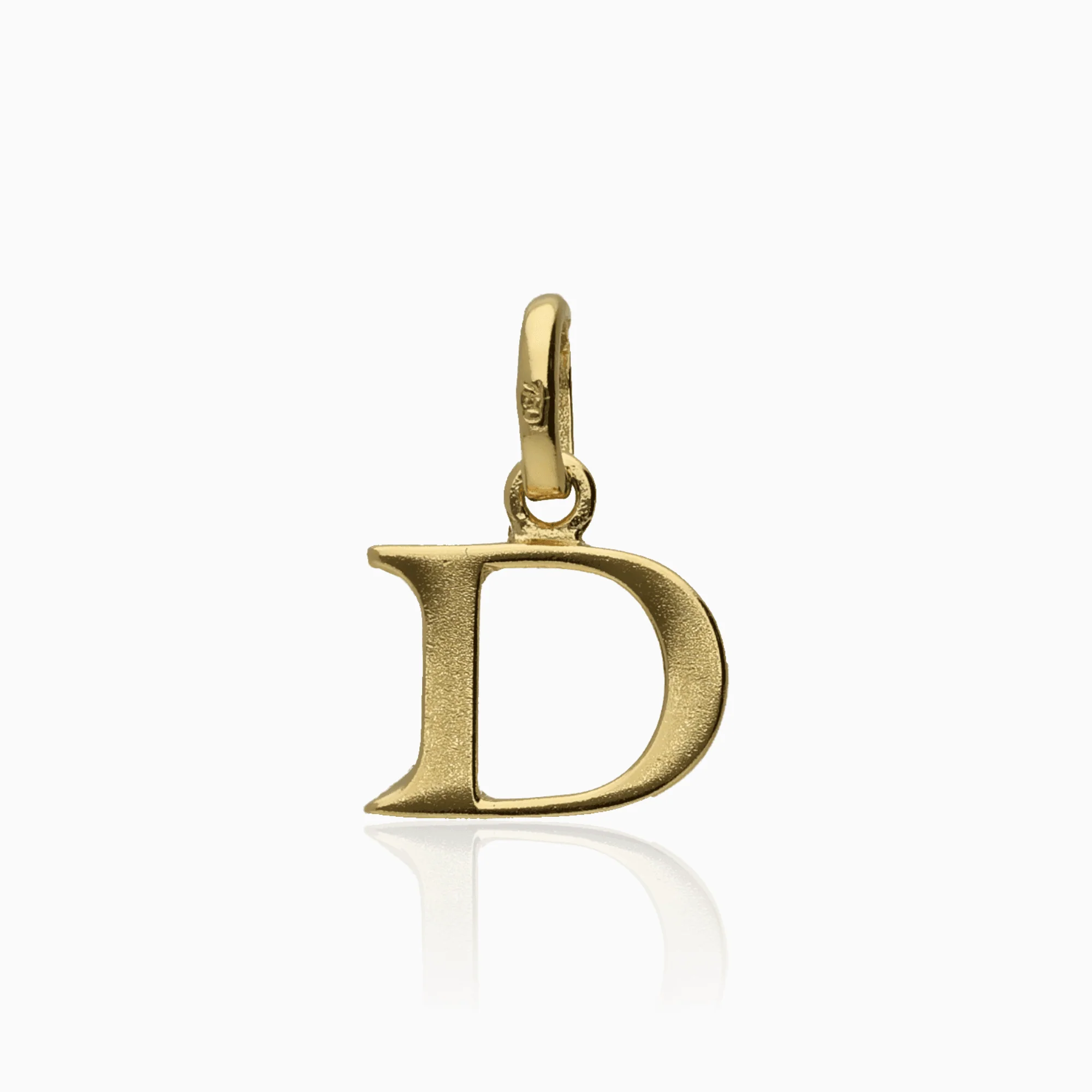 Letter pendant 0.82g 18K gold