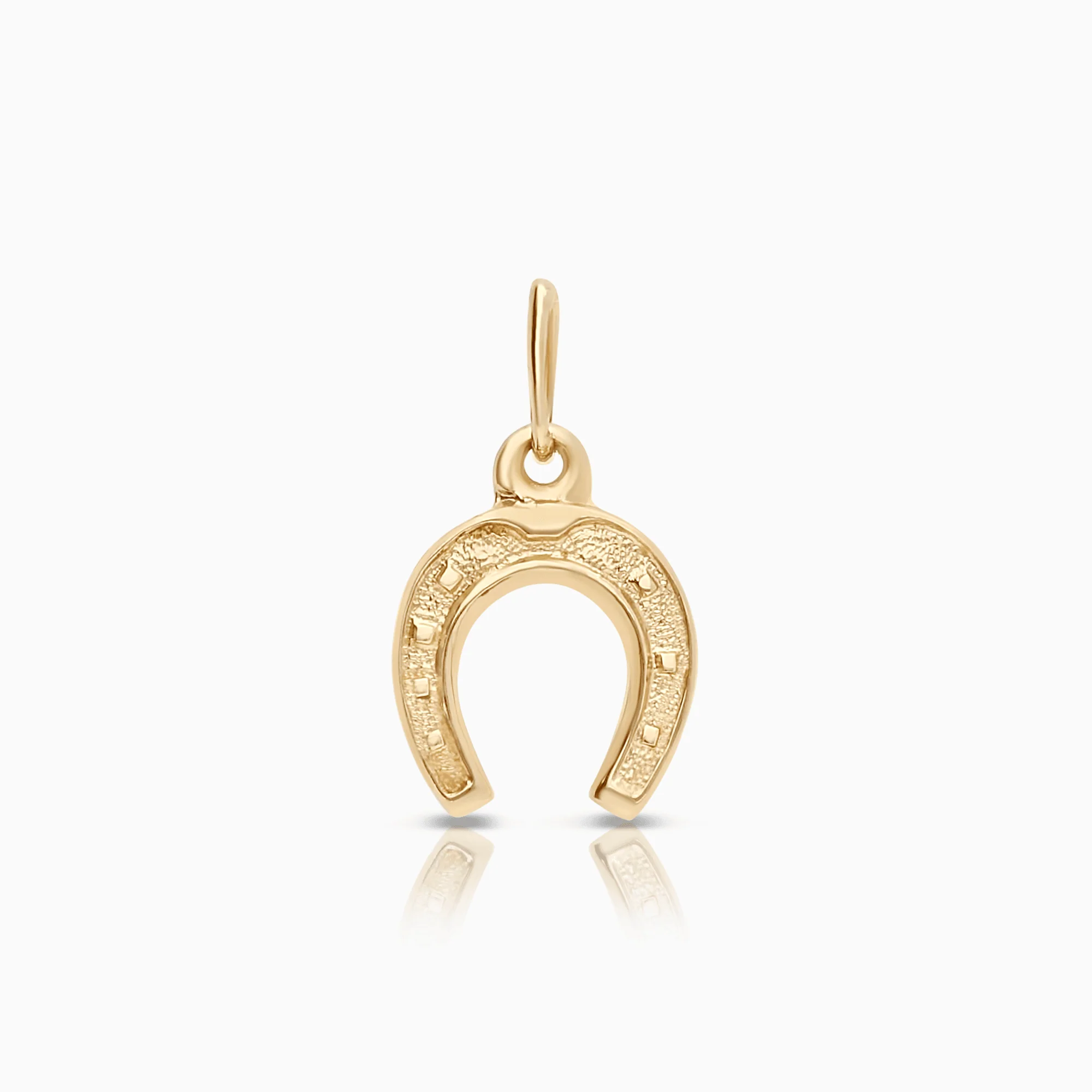 Horseshoe pendant 0.78g 18K gold