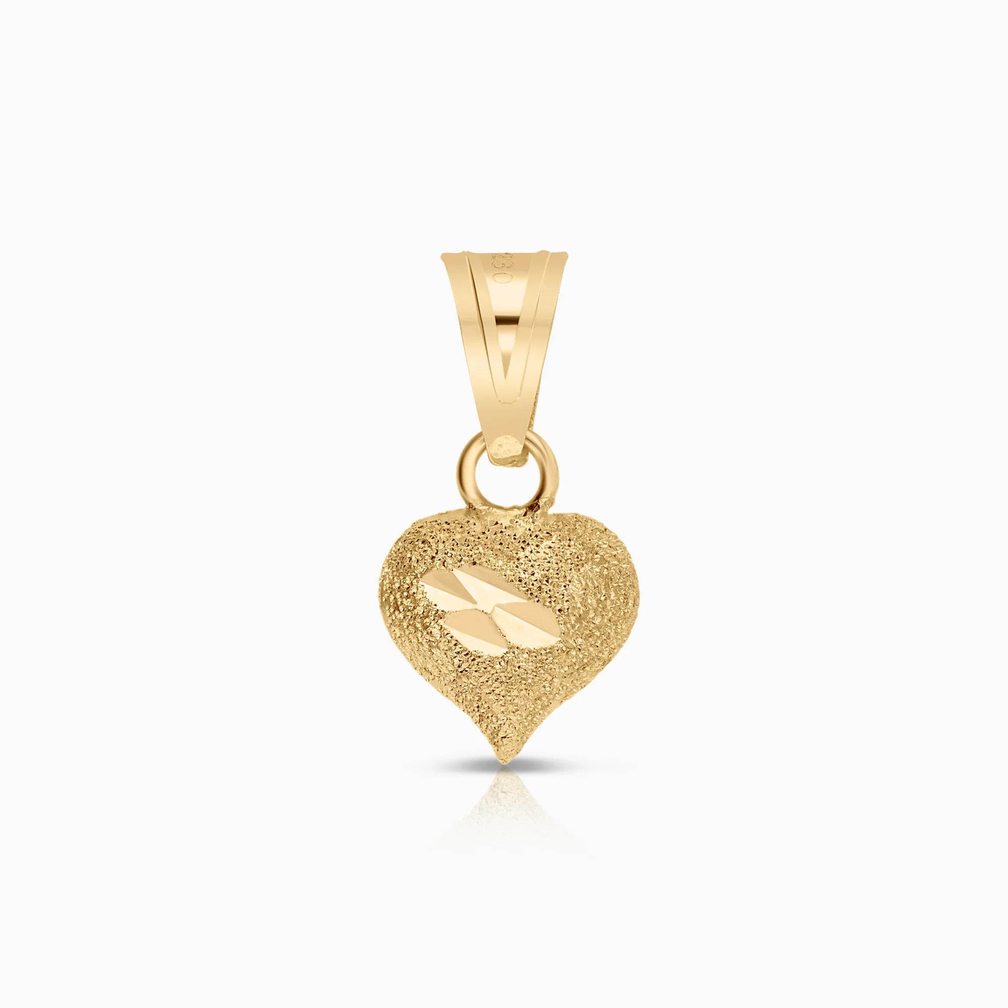 Heart pendant 1.29g 18K gold