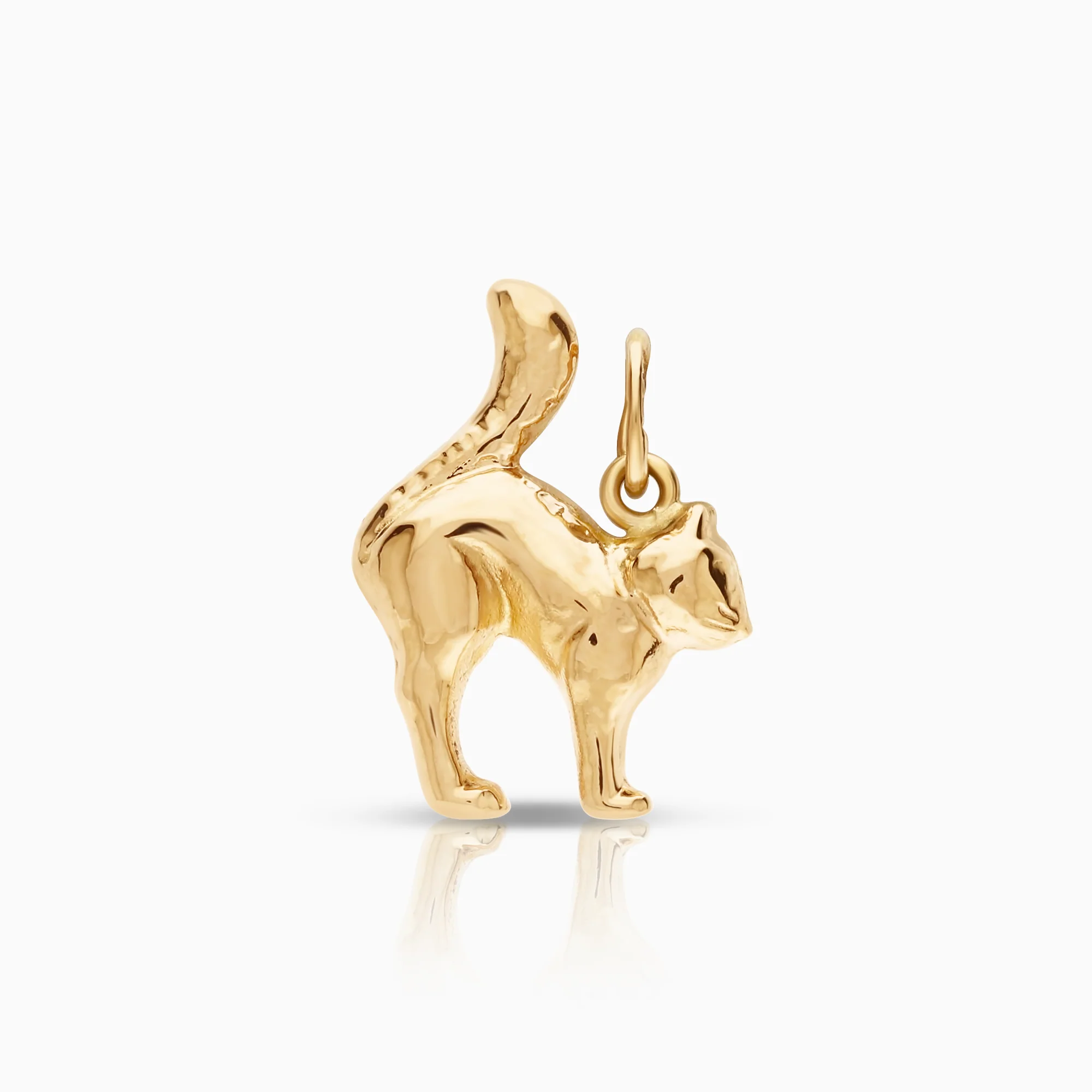 Cat pendant 0.80g 18K gold