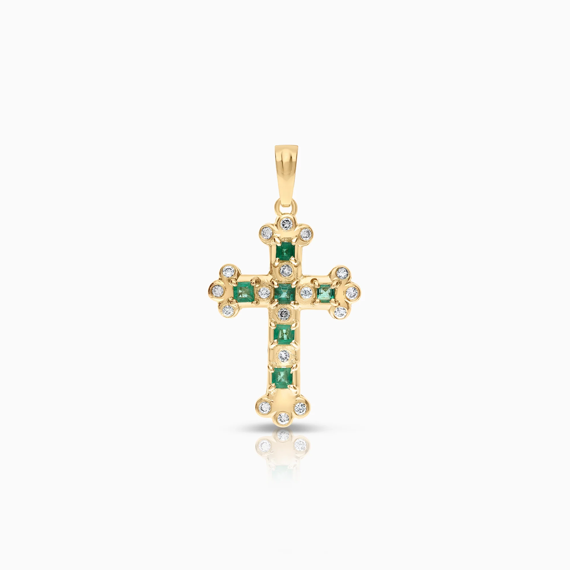 Cross pendant 0.48ct 18K gold