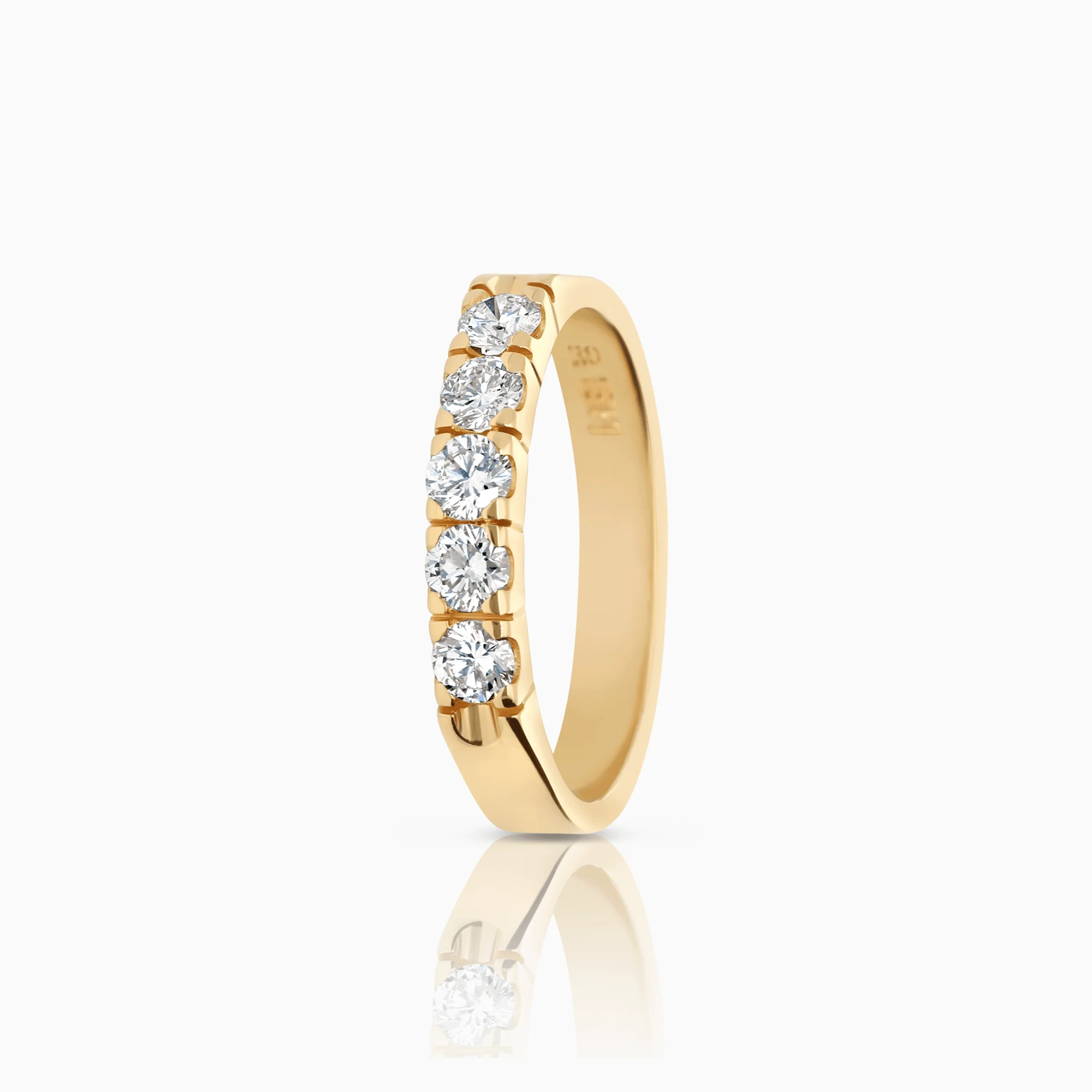 Quarter Eternity 0.40ct 18K Gold
