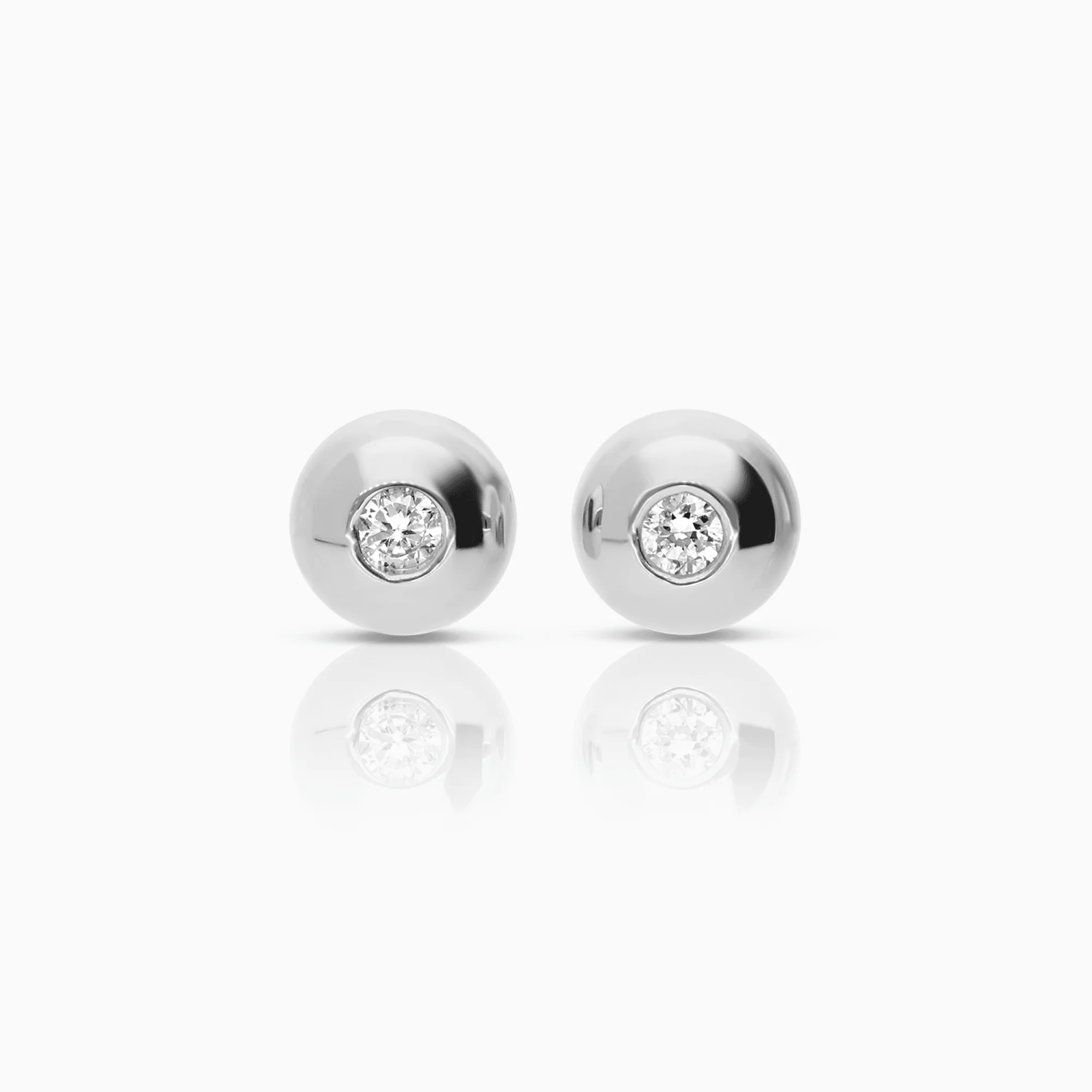 Earrings with light blue stones 0.70g 18K white gold