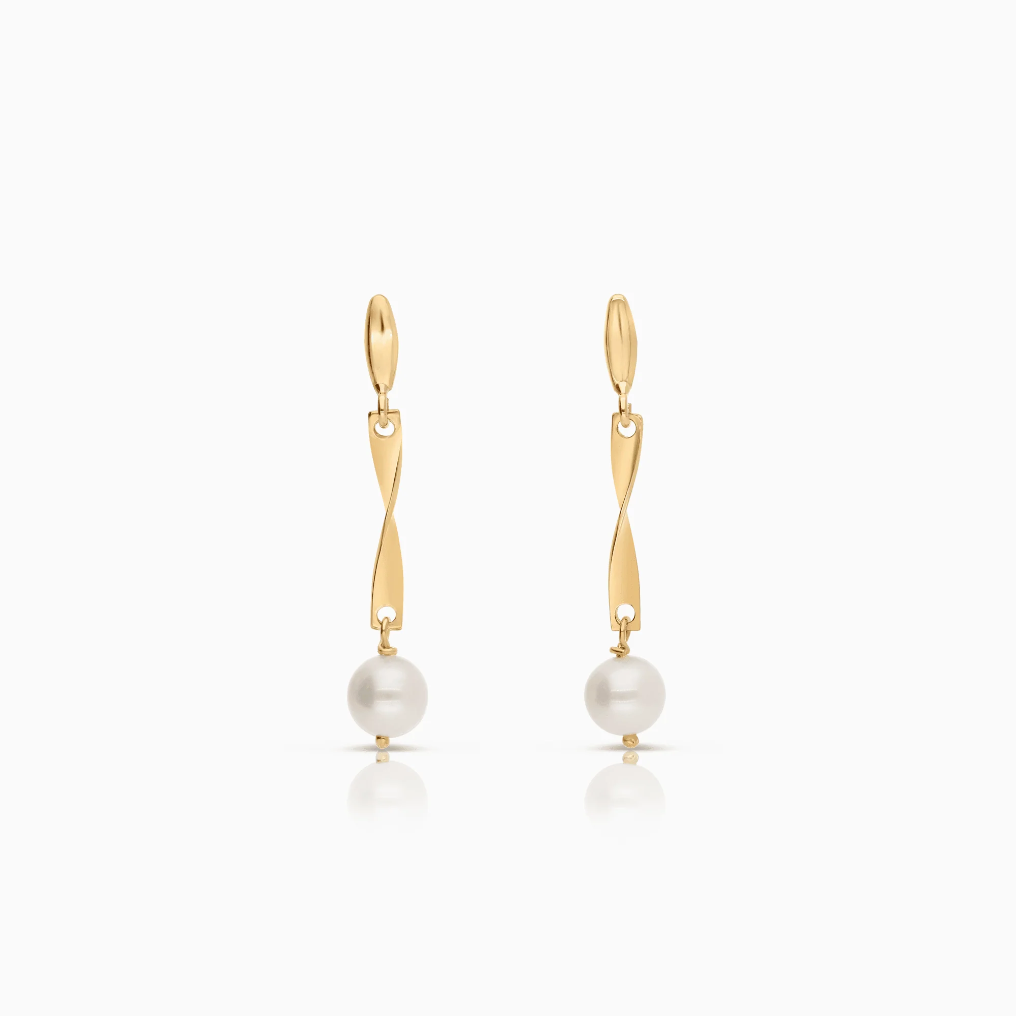 Pearl earrings 1.30g 18K gold