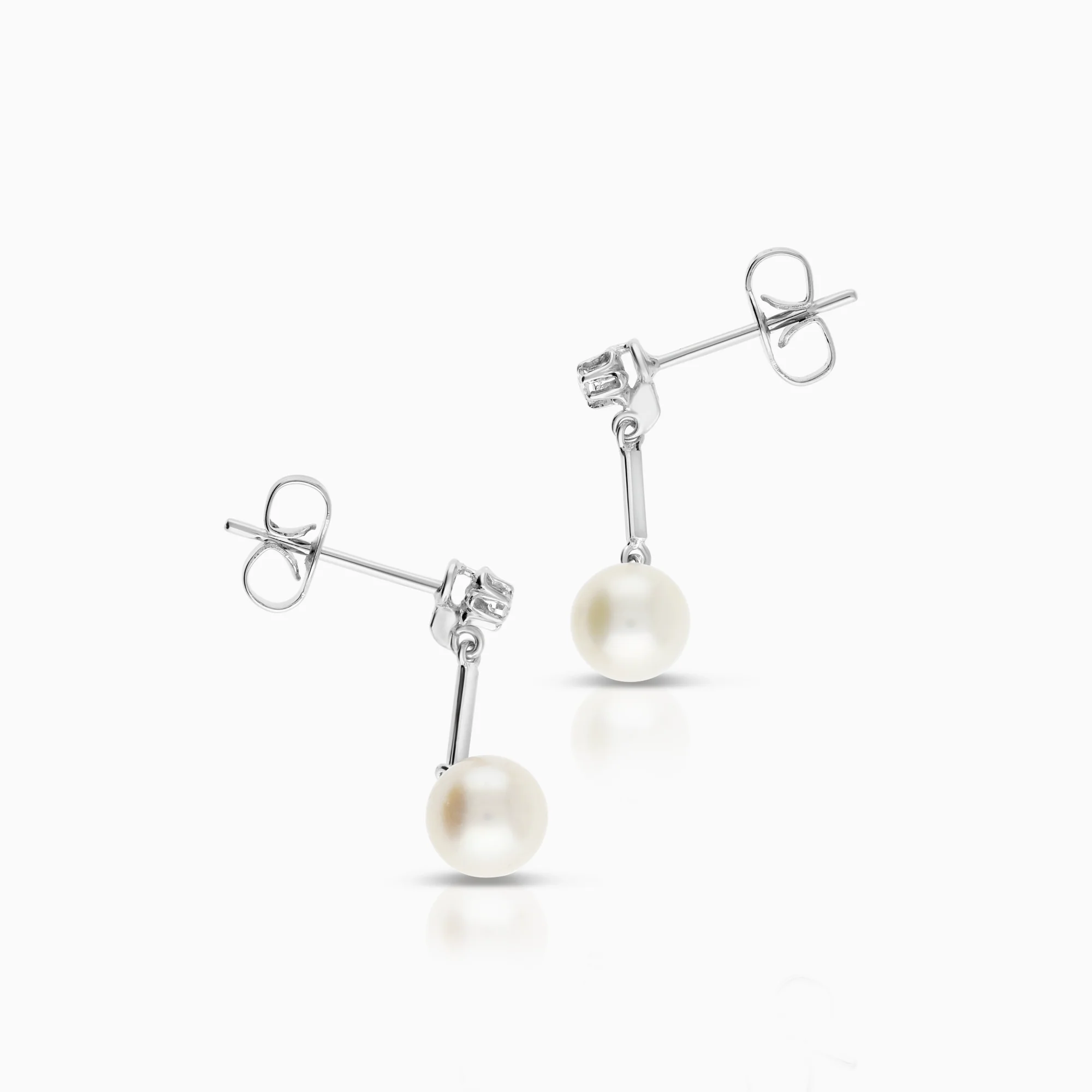 Pearl earrings cultured saltwater pearls 1.85g 18K white gold - Image 2