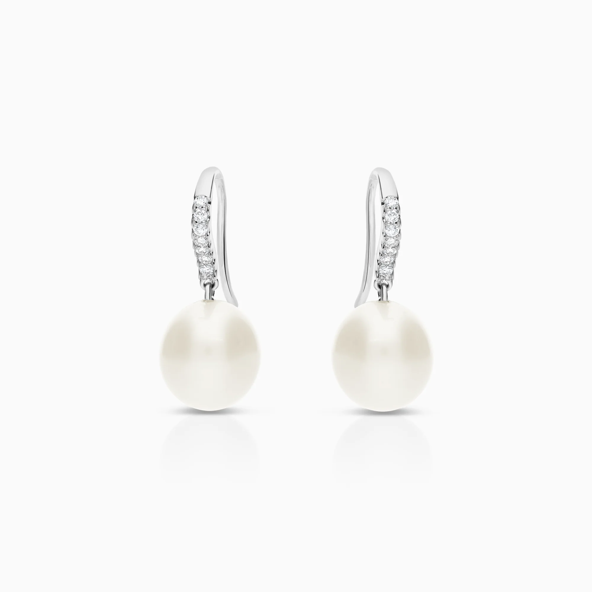Pearl earrings cultured freshwater pearls 0.12 ct, 3.12g 18K white gold