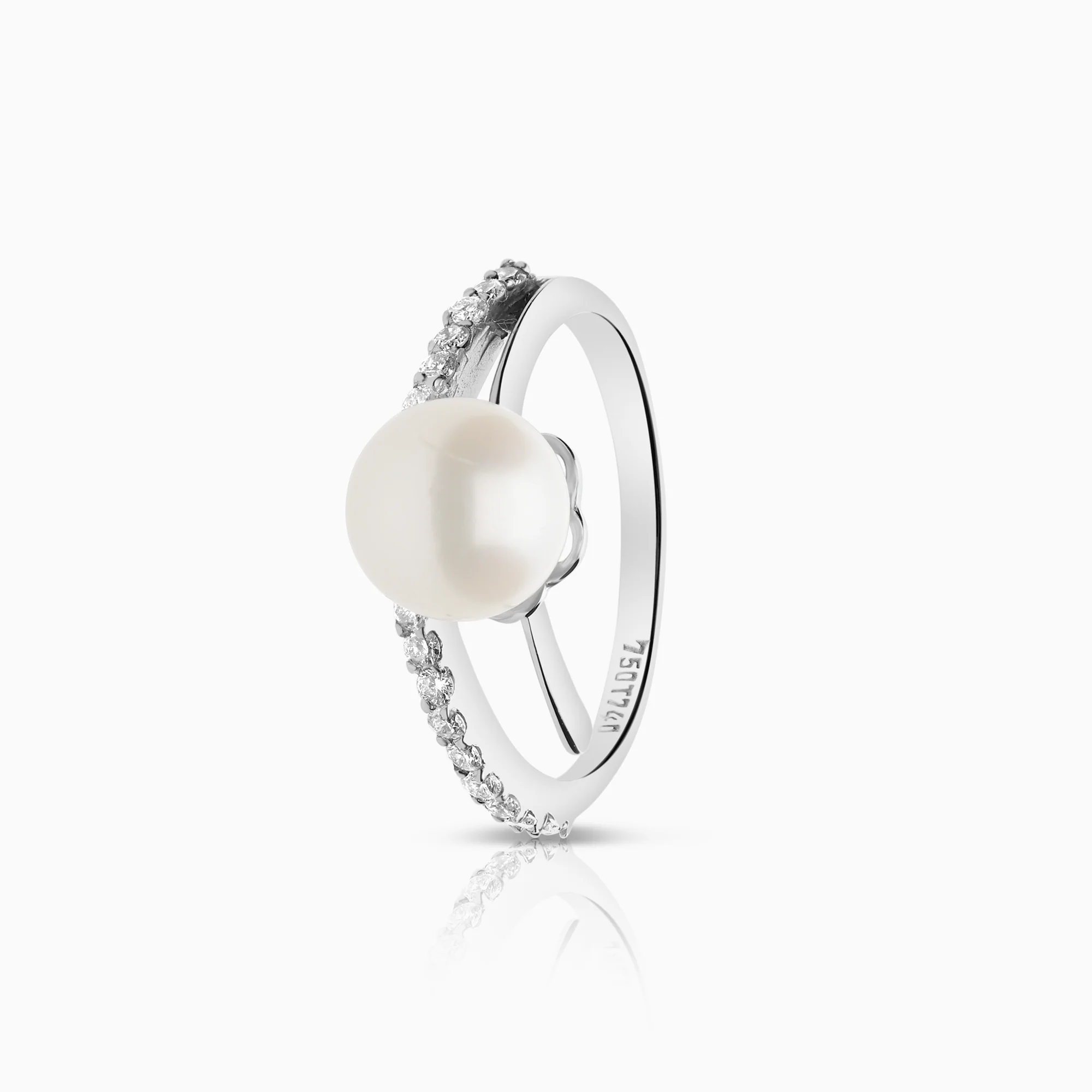Pearl ring cultured saltwater pearl 18K white gold