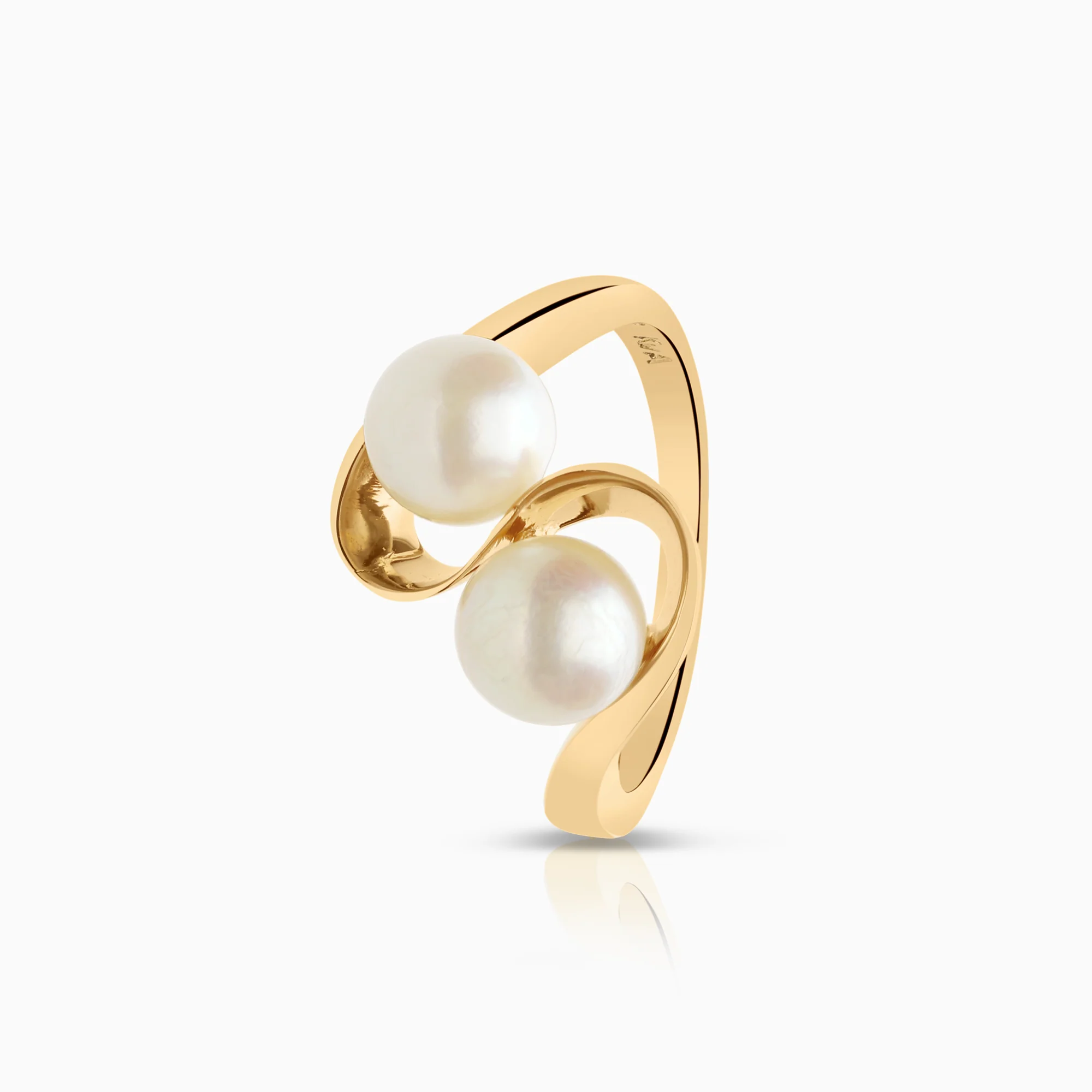 Ring with cultured freshwater pearls 3.97g 14K gold