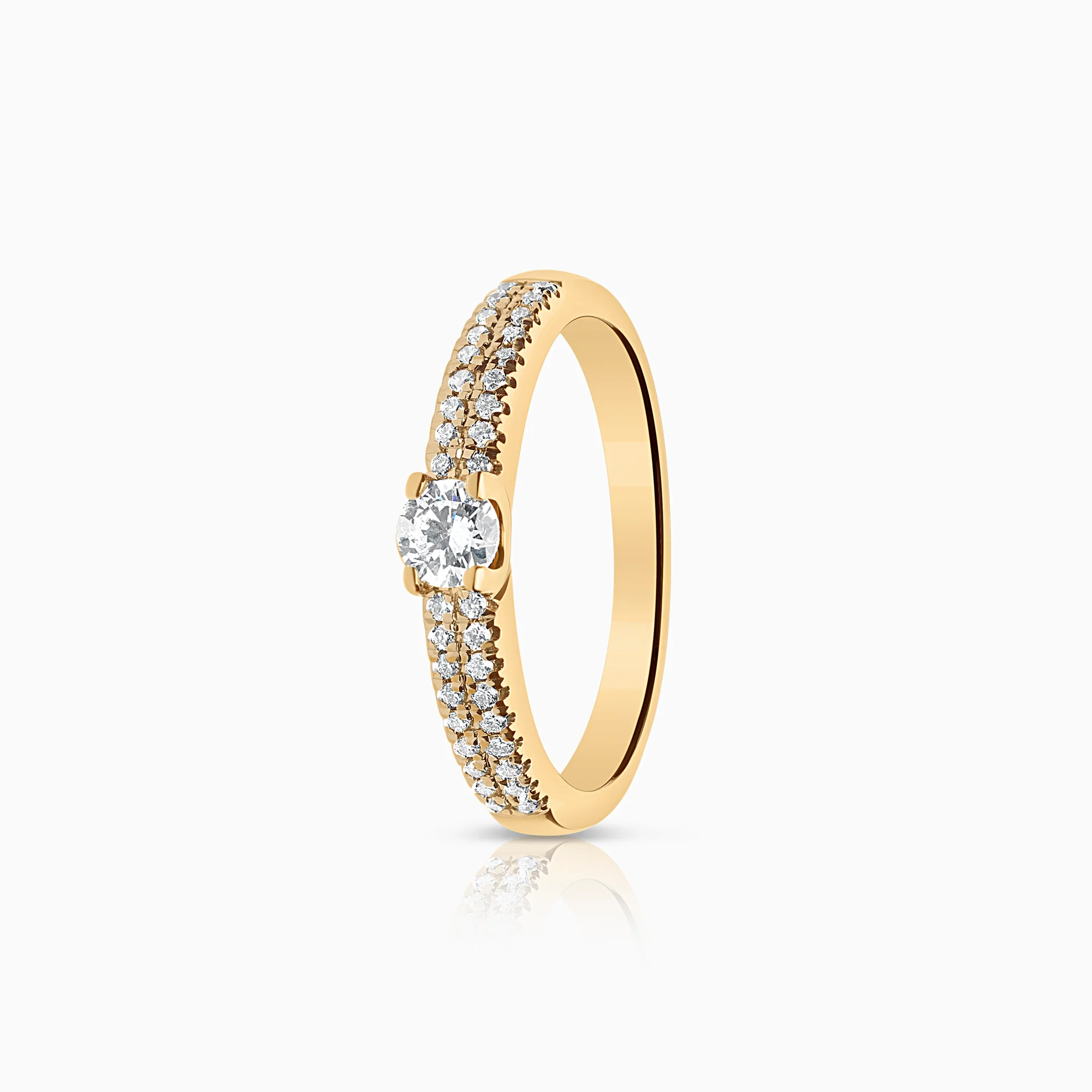 Side-stone ring 0.35ct 18K gold