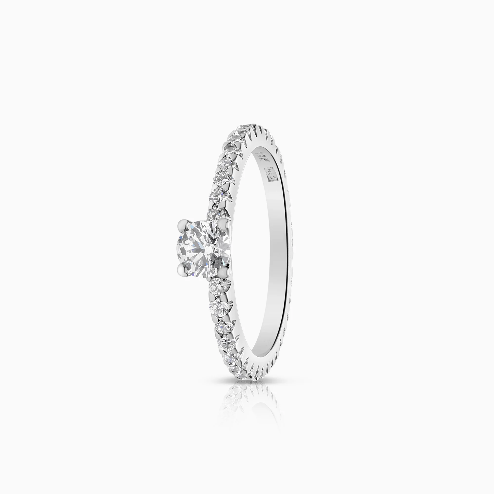 Side-stone ring 1.01ct 18K white gold