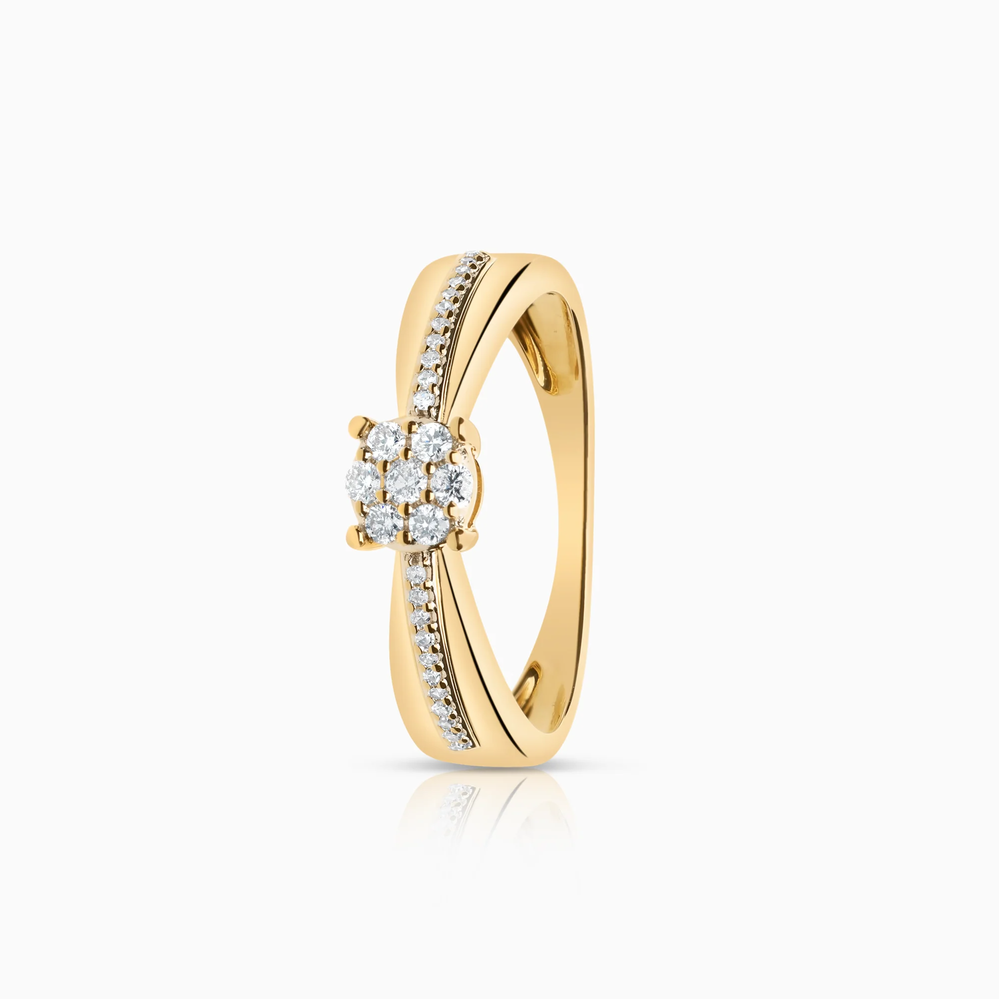 Side stone ring 0.15ct 18K gold