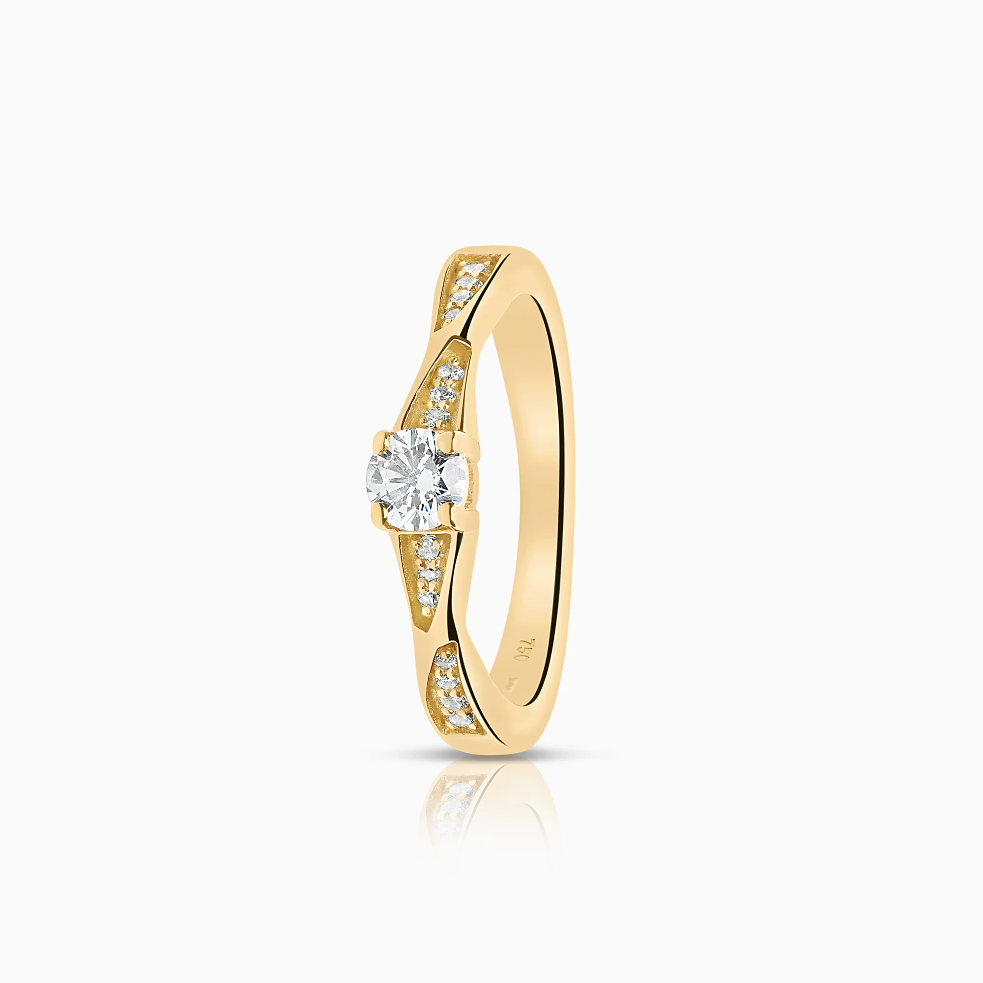 Side stone ring 0.33ct 18K gold