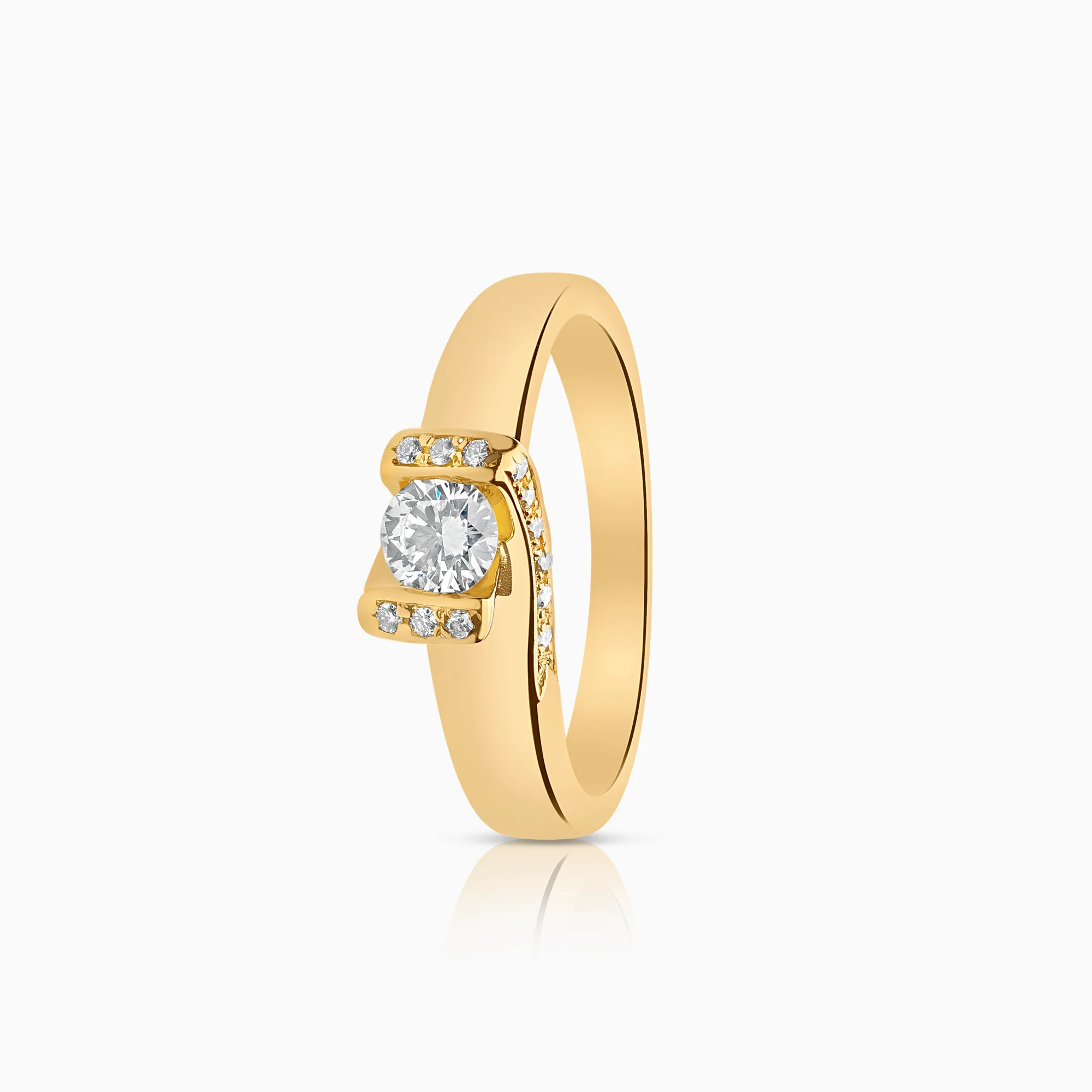 Side stone ring 0.38ct 18K yellow gold