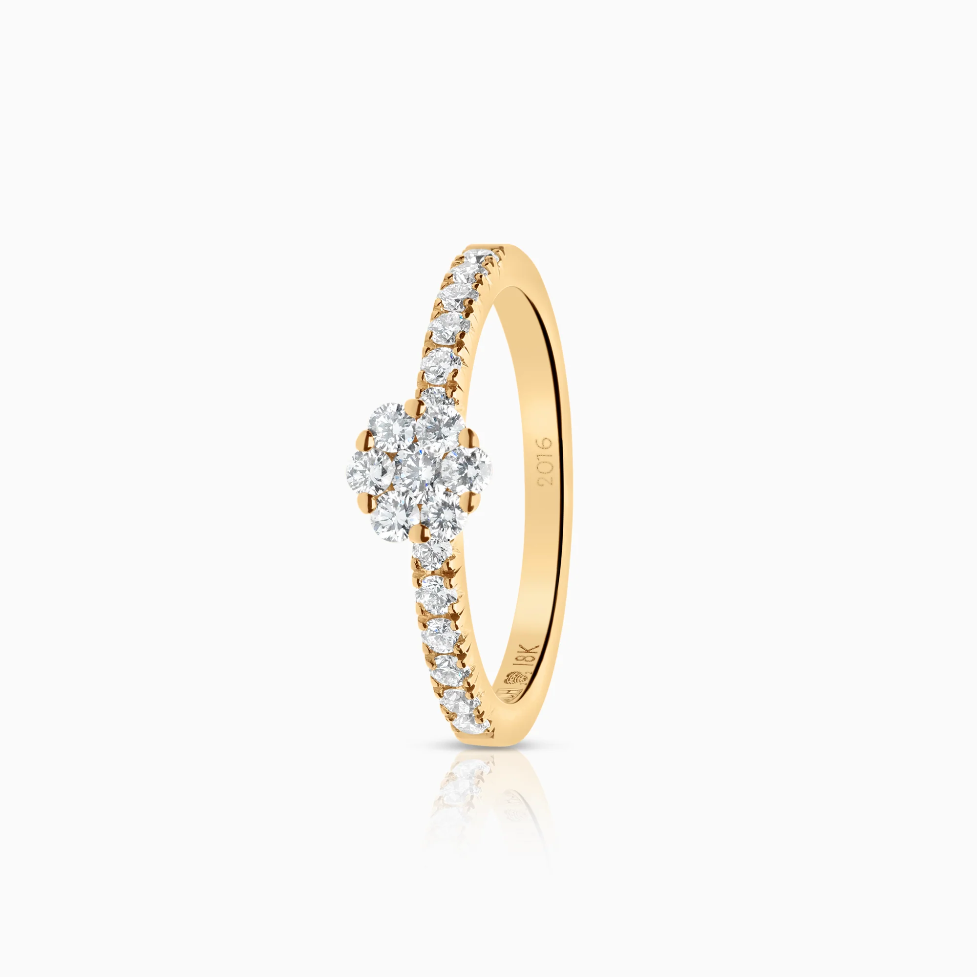 Side stone ring 0.48ct 18K gold