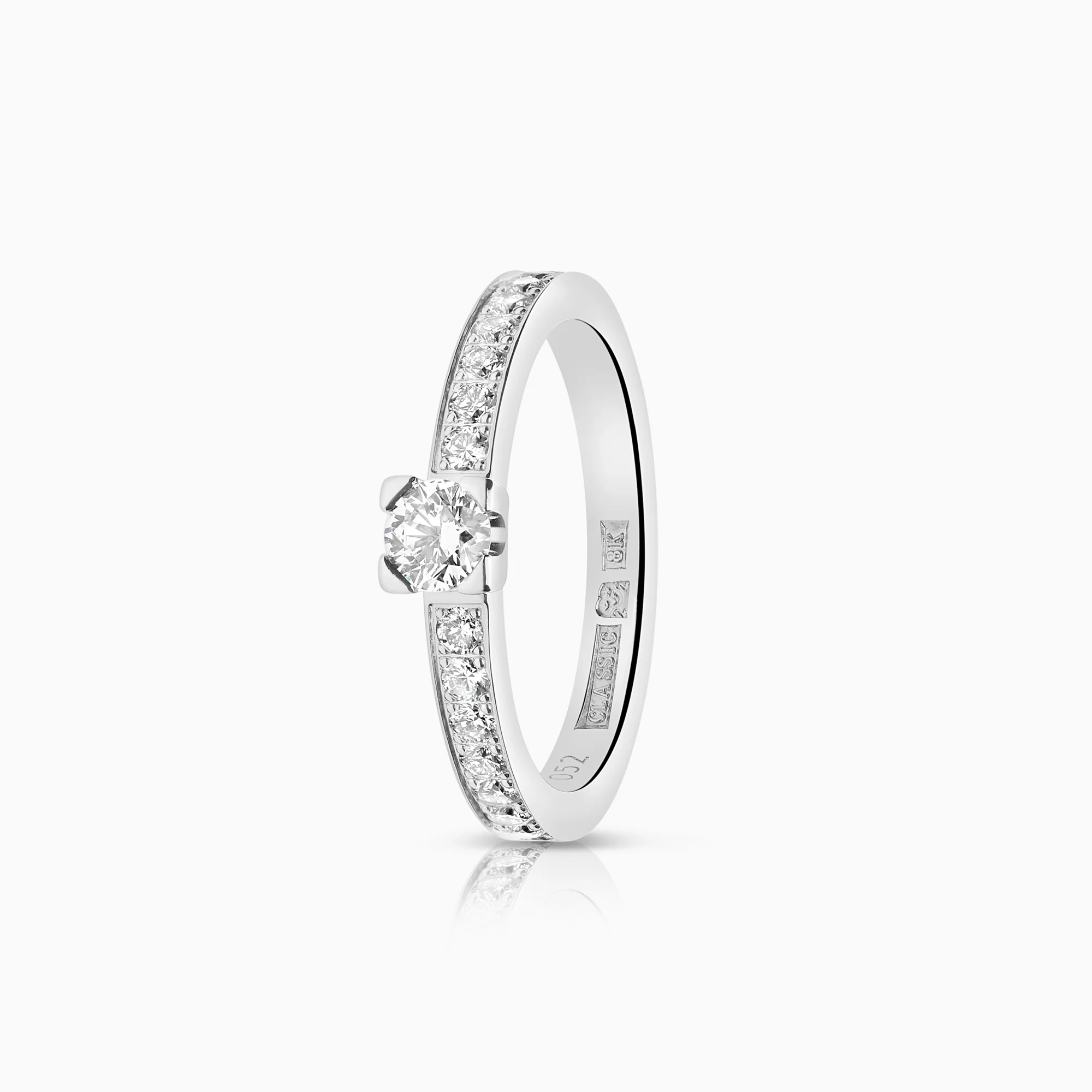 Side-stone ring 0.52ct 18K white gold