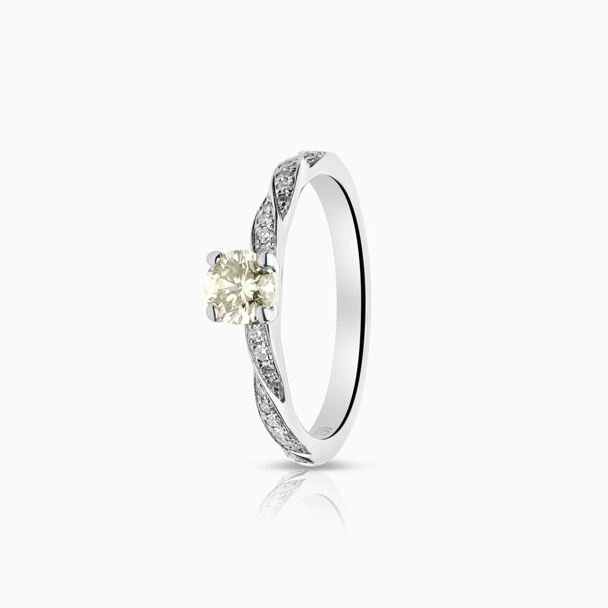 Side stone ring 0.53ct 18K white gold