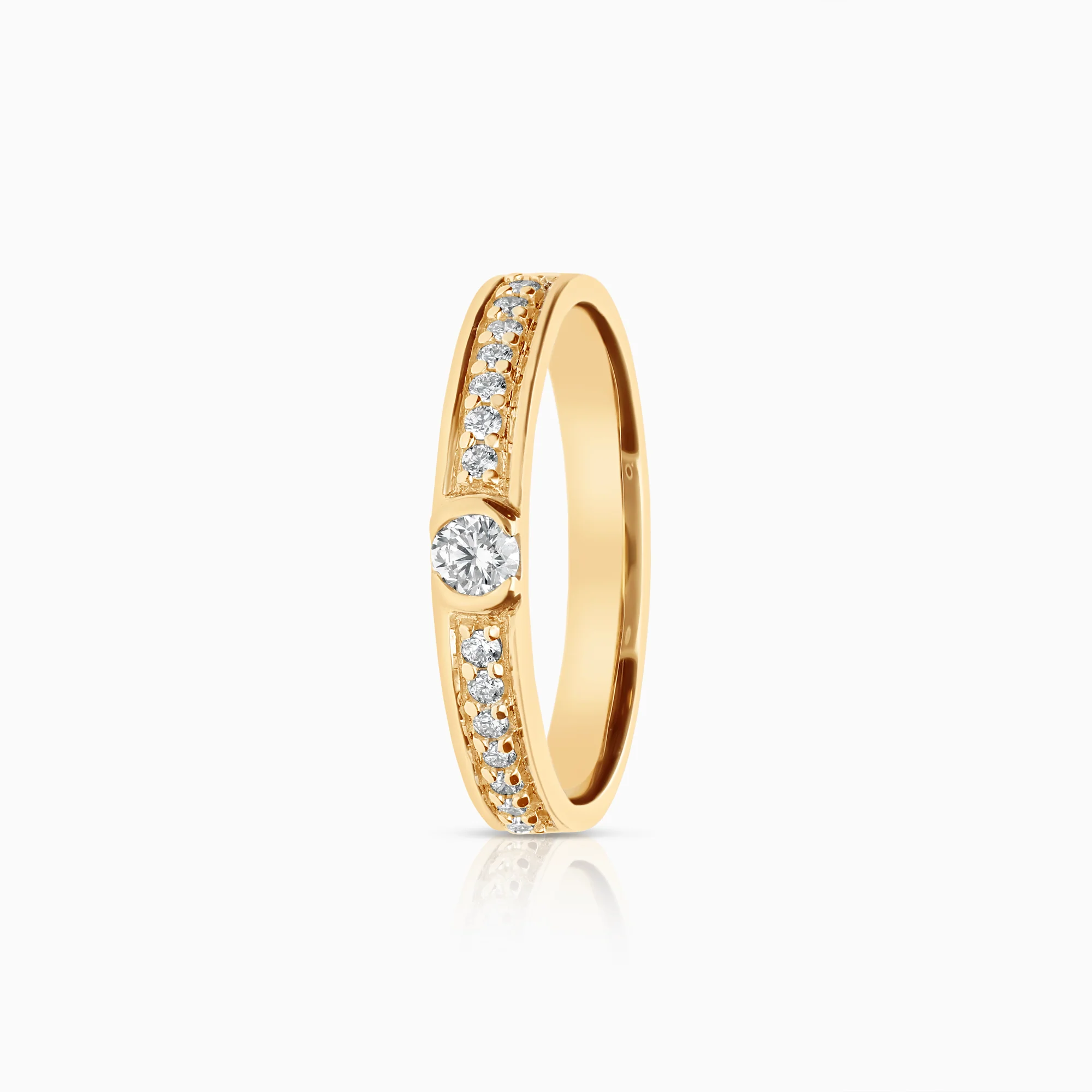 Side-stone ring 0.21ct 18K gold