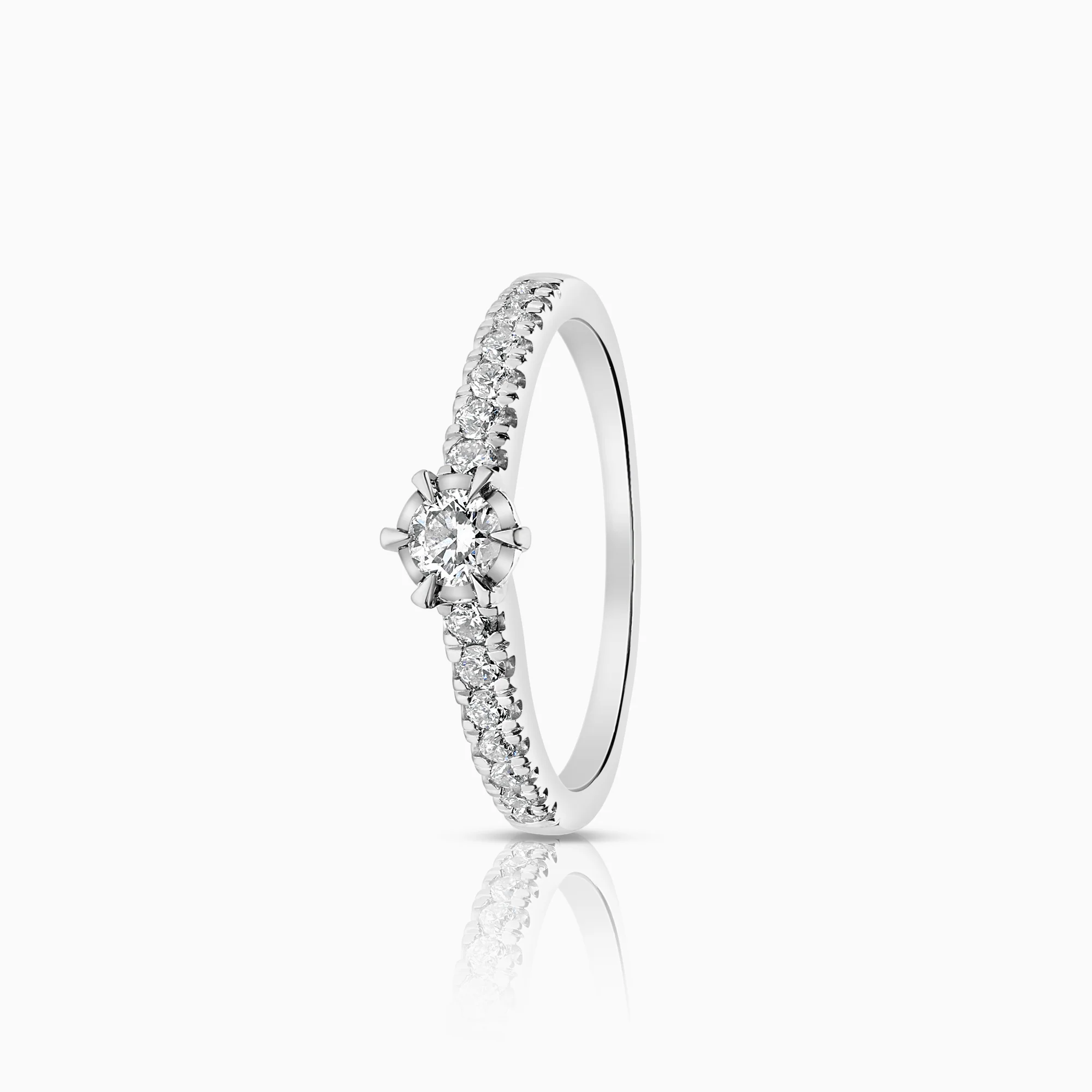 Side stone ring 0.34ct 18K white gold