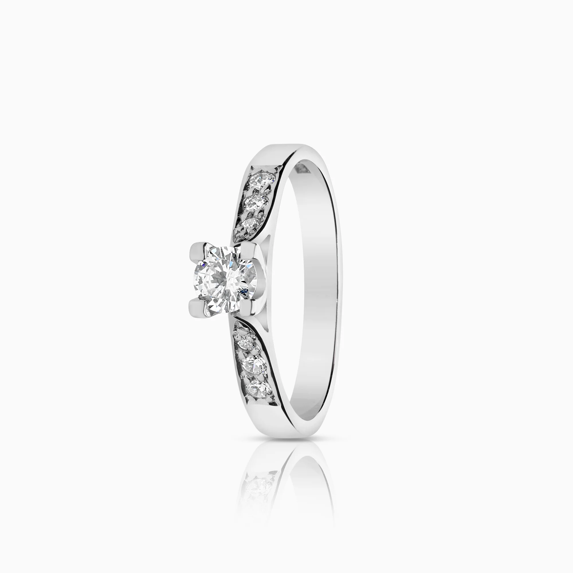 Side stone ring 0.39ct 18K white gold
