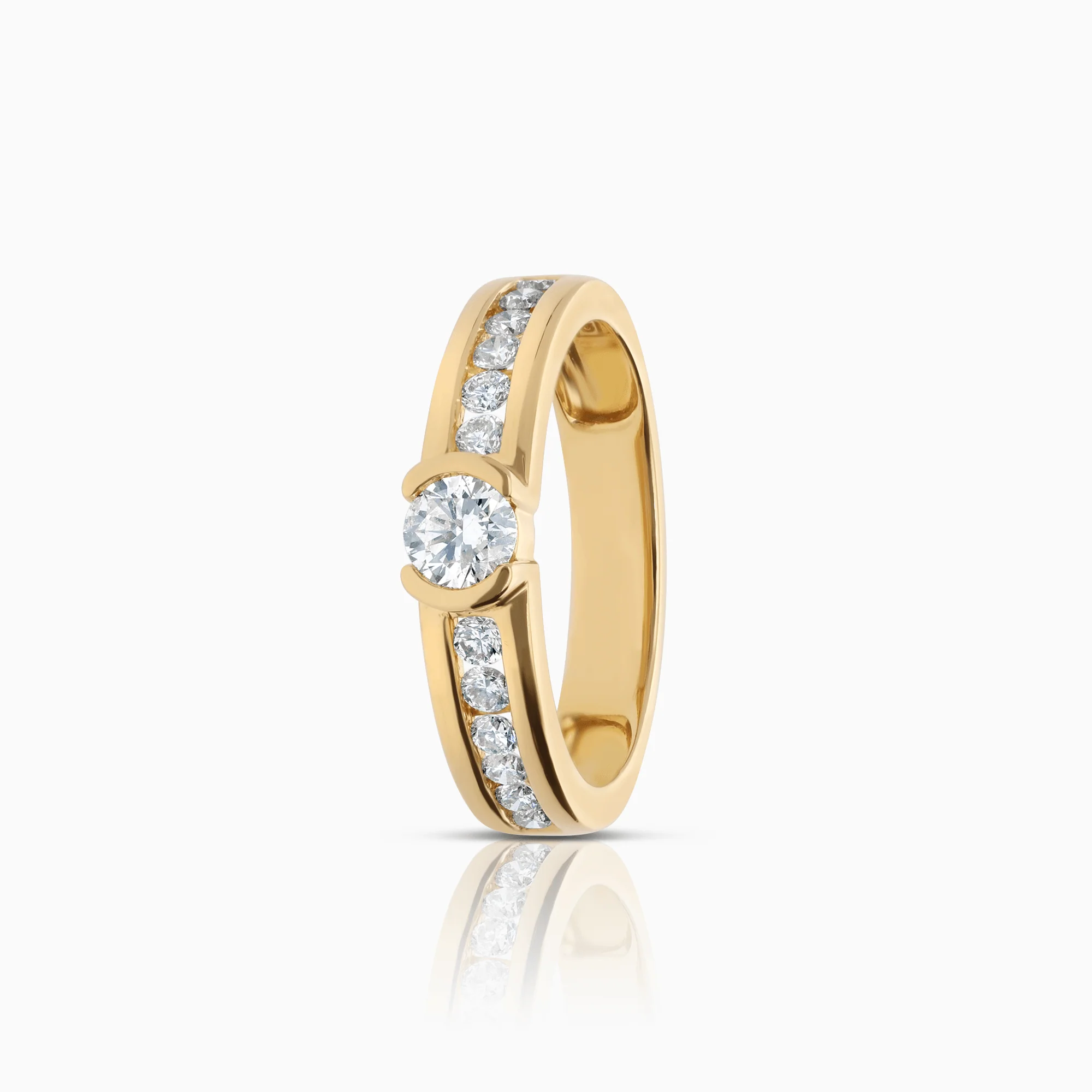 Side stone ring 0.50ct 18K yellow gold