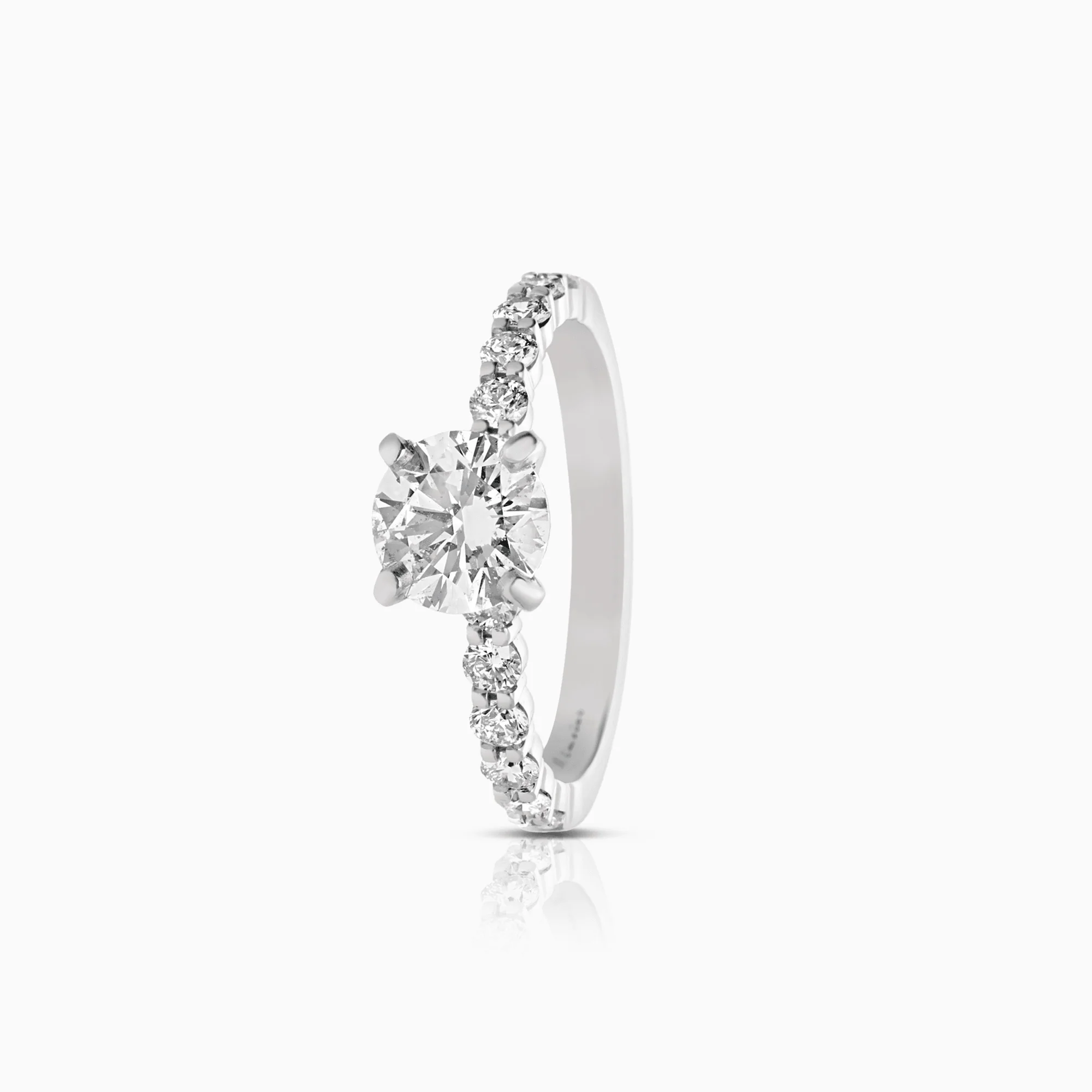 Side-stone ring 1.49ct 18K white gold